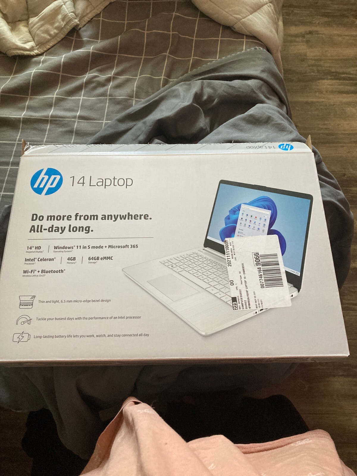 HP 14 inch (64GB, Intel Celeron N, 2.80GHz, 4GB) Laptop – White – 47X83UAABA