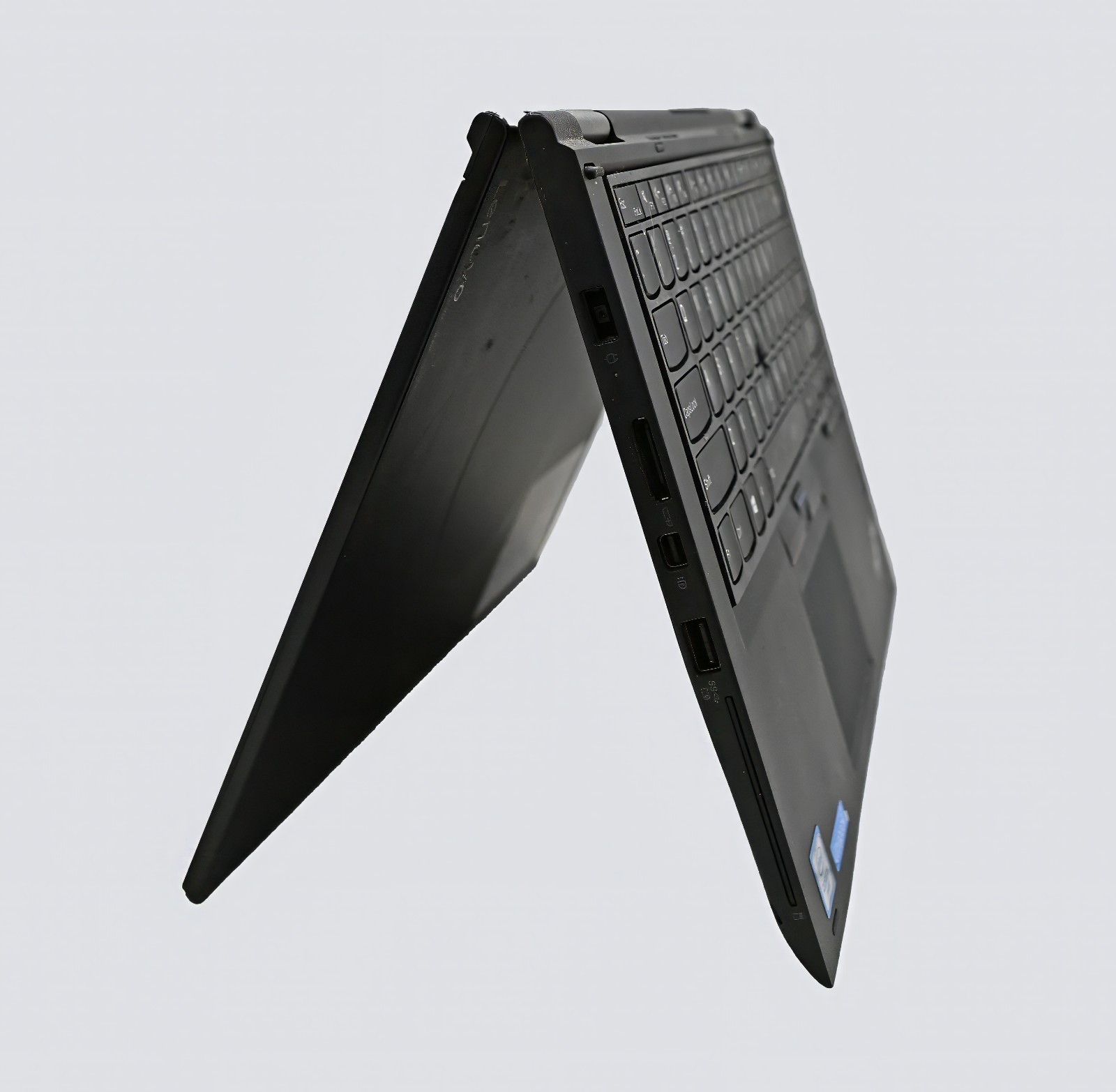 Lenovo Thinkpad Yoga 370 (2-in-1) i5-7200u 2.5GHz 8GB RAM 256GB SSD Windows 11 P