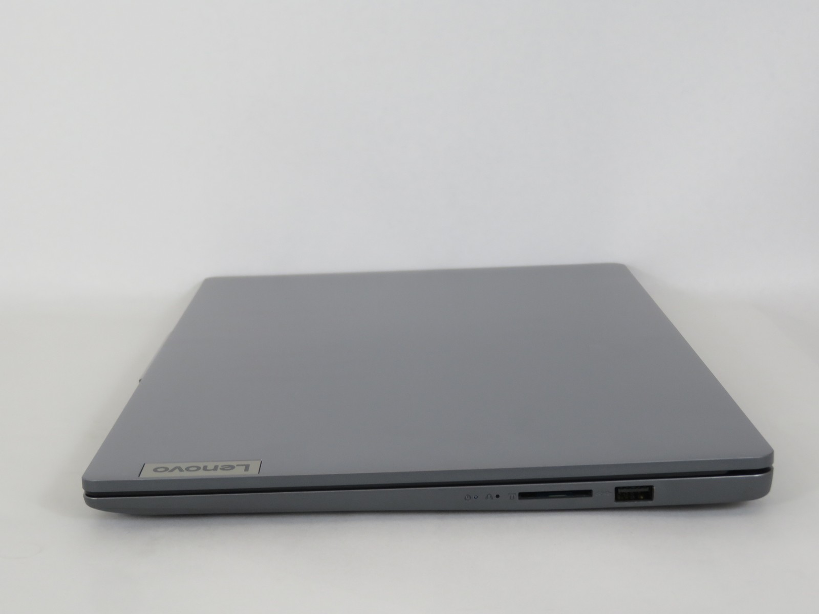 Ideapad Slim 3 15IRU8 15.6in i3-1315U 1.2GHz 8GB RAM 256GB SSD