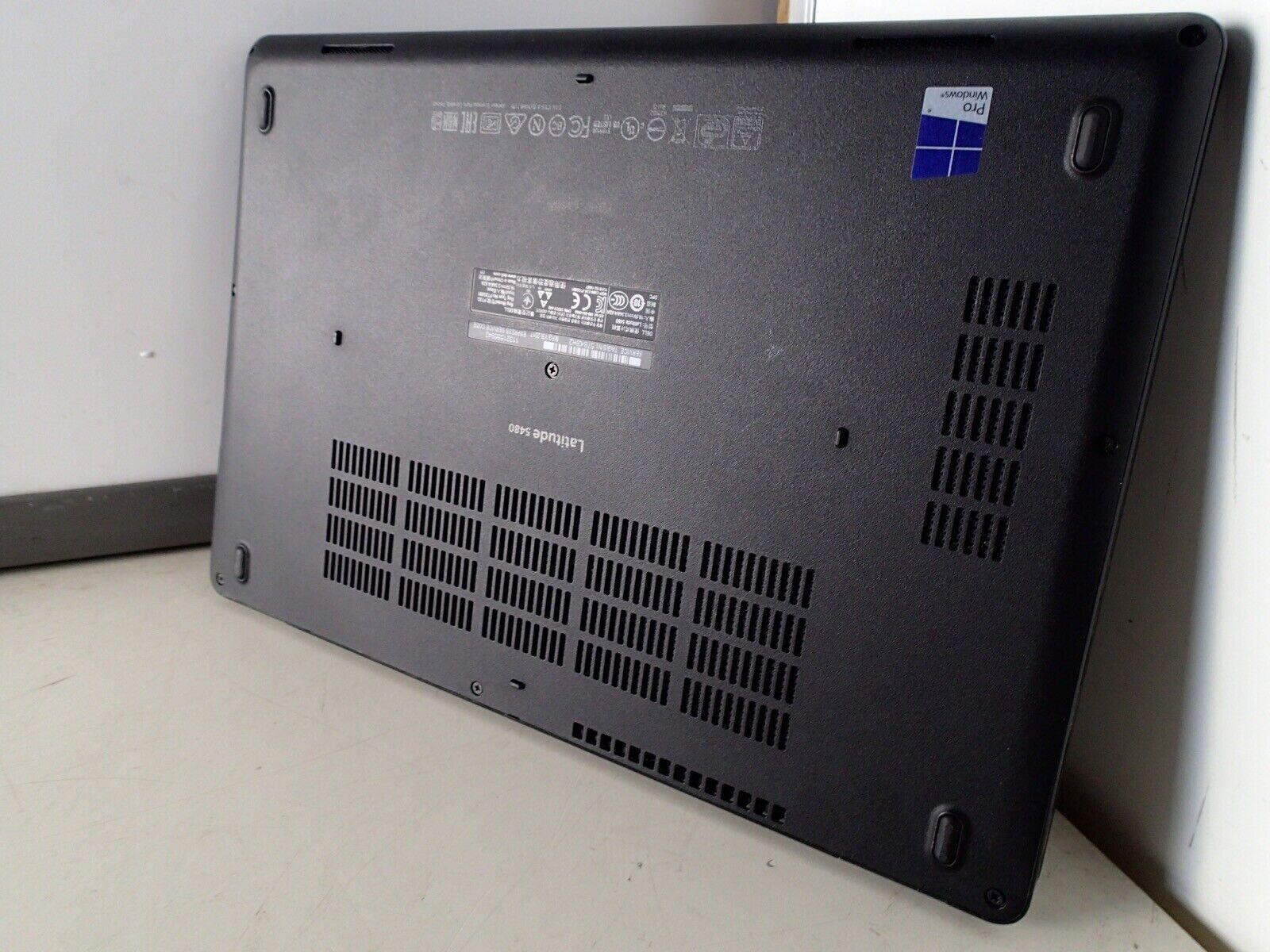 Dell Latitude 5480 i5-7440HQ 16GB 512GB Nvidia GeForce 930MX Win 11 Office 2021