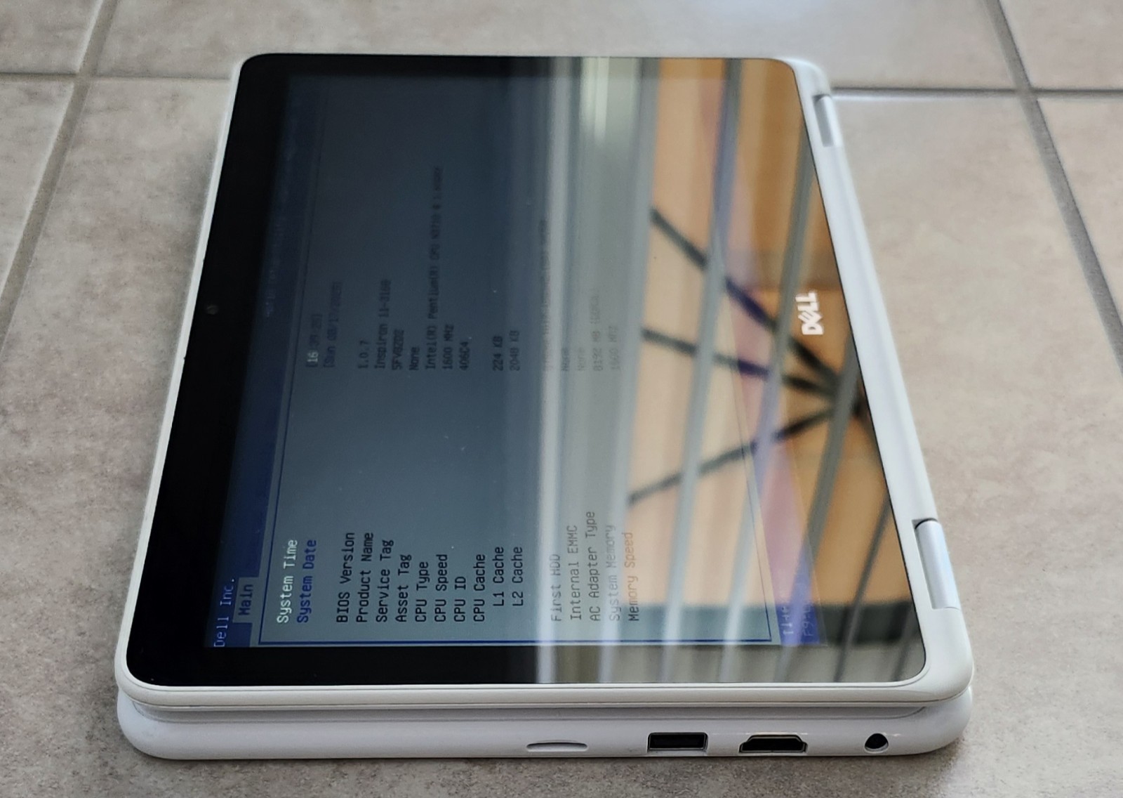 Dell inspiron 11 3000 series 2-in-1 (P25T) – 8gb Edition -Mint Condition