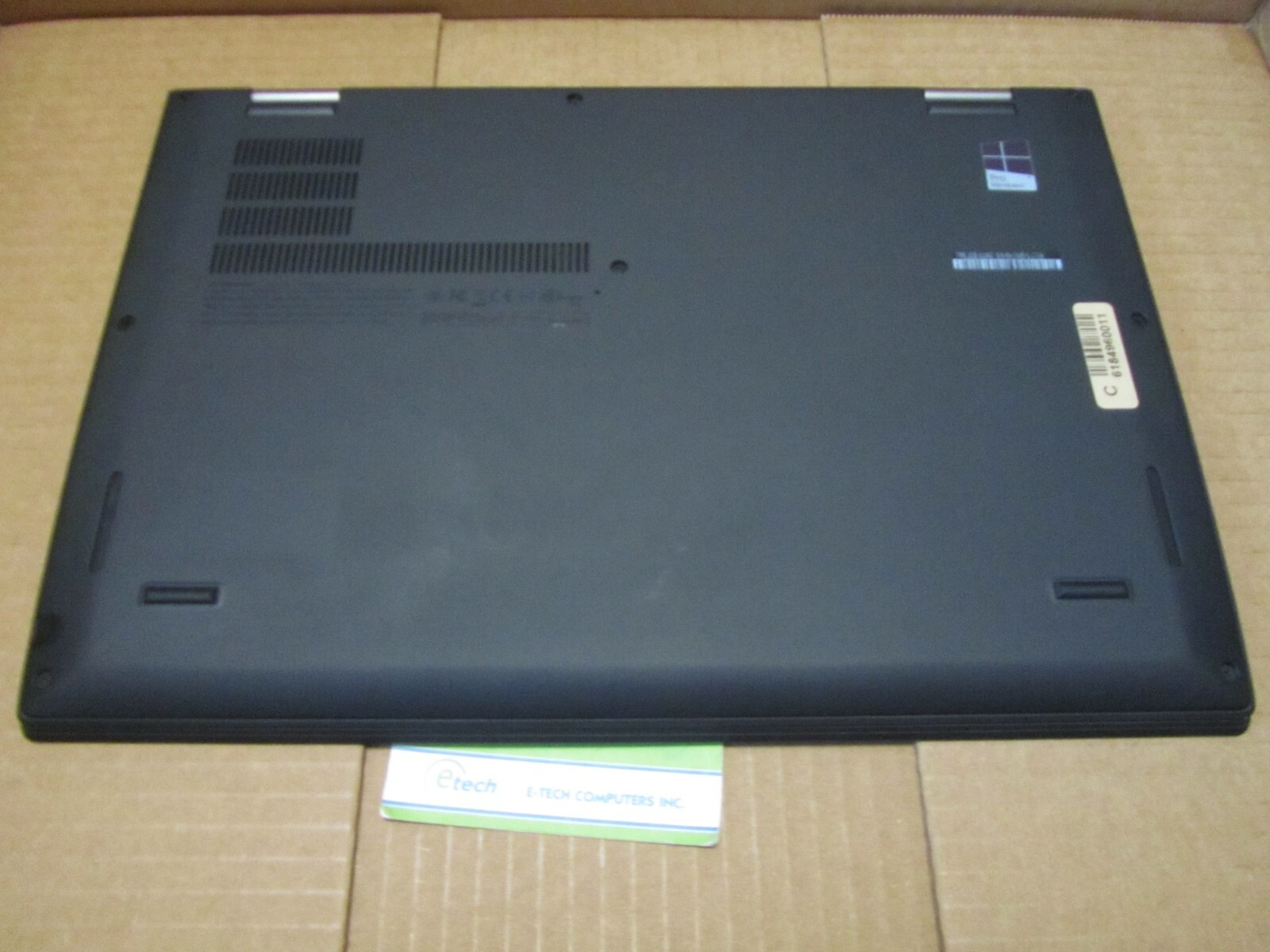 20JE – ThinkPad X1 Yoga 2nd Gen i5-7300U 8GB 256GB SSD 14″ WQHD 2560×1440 Touch