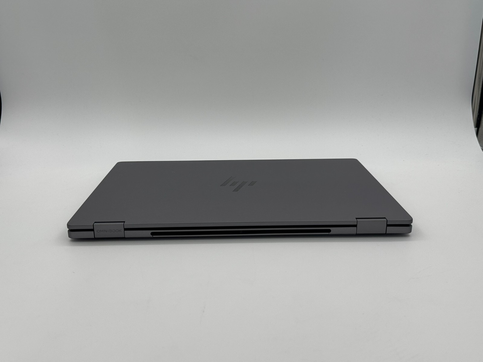 HP OmniBook X Flip 16″ 2K OLED Touch Ryzen AI 9 465 32GB 512GB Copilot+ Laptop