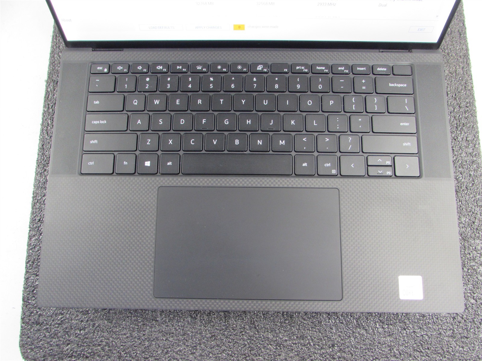DELL PRECISION 5550 1920X1200 FHD CORE I7-10850H 512GB SSD 32GB RAM T1000 WIN 11