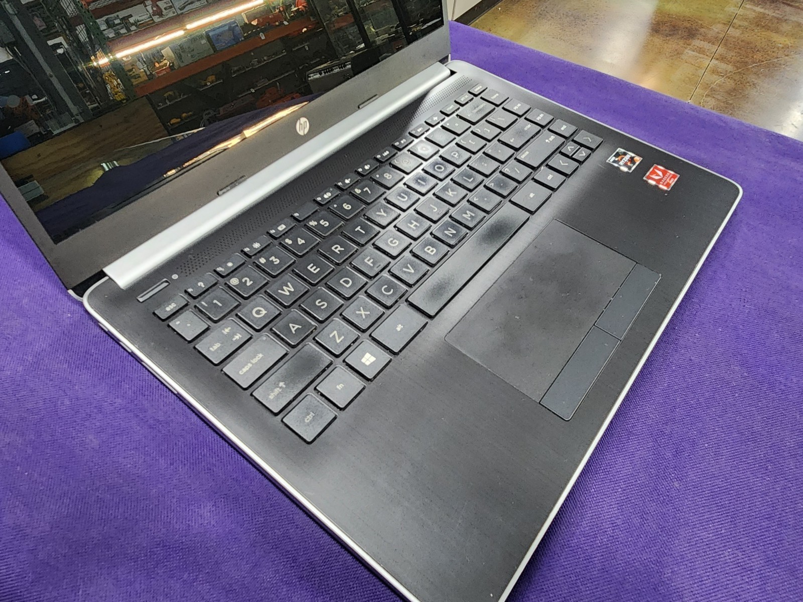 HP Laptop Model 14-dk0028wm Tested! Good Condition! BAD BATTERY! WON’T CHARGE