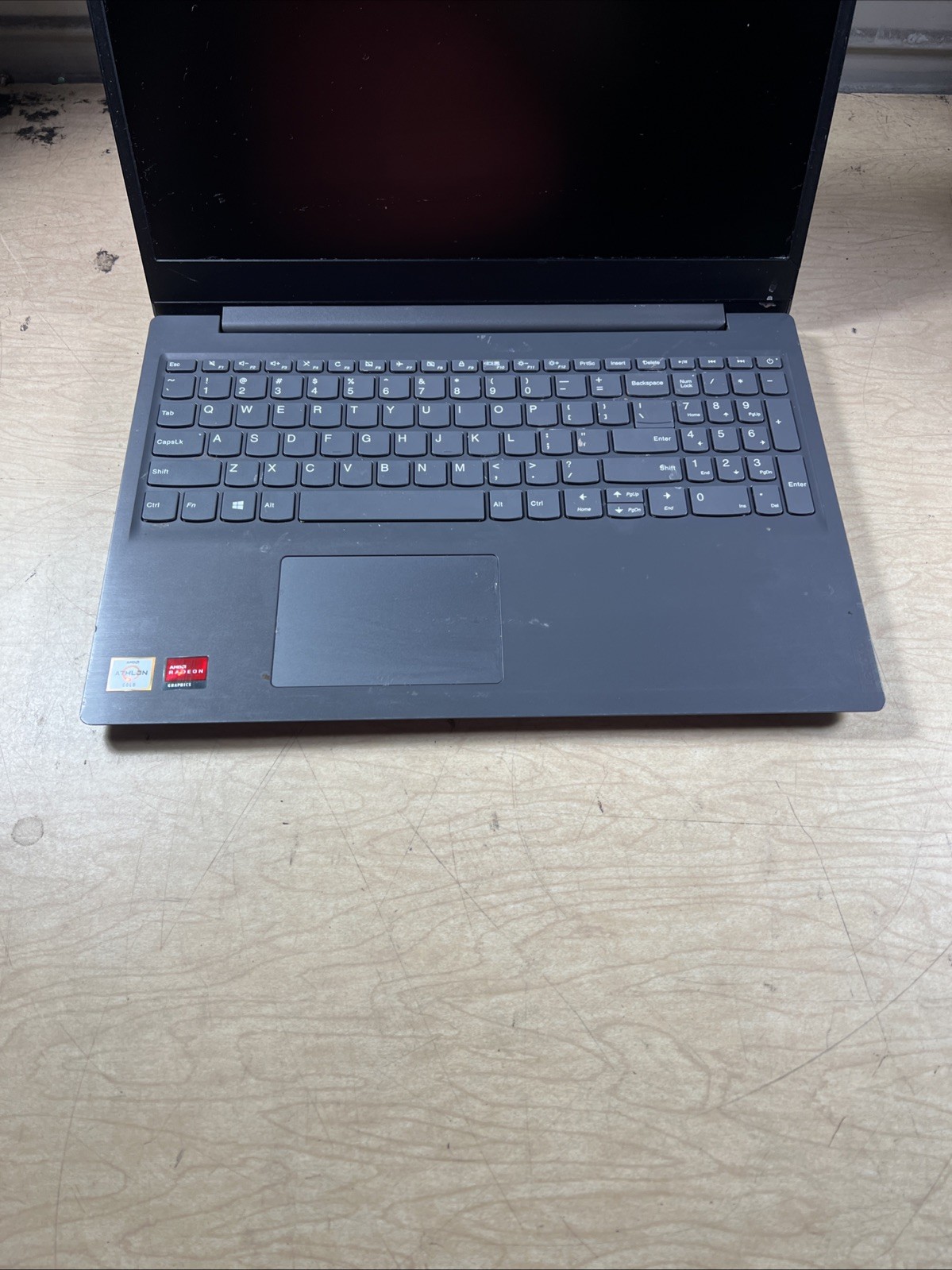 LENOVO V15-ADA AMD ATHLON GOLD 3150U 8GB RAM **NO HD/ NO CADDIE/ NO OS