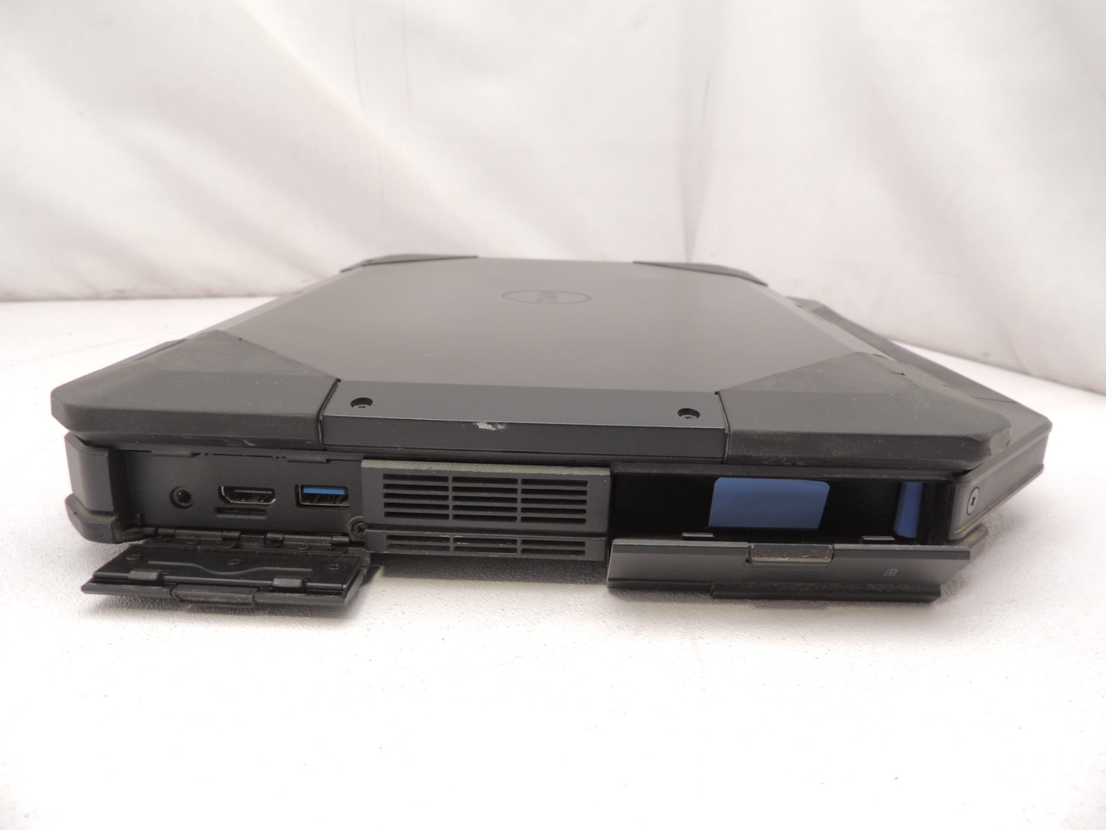 Dell Latitude 14 Rugged 5404 i7 4650U 8GB 250GB Touch Laptop – Spots on Screen