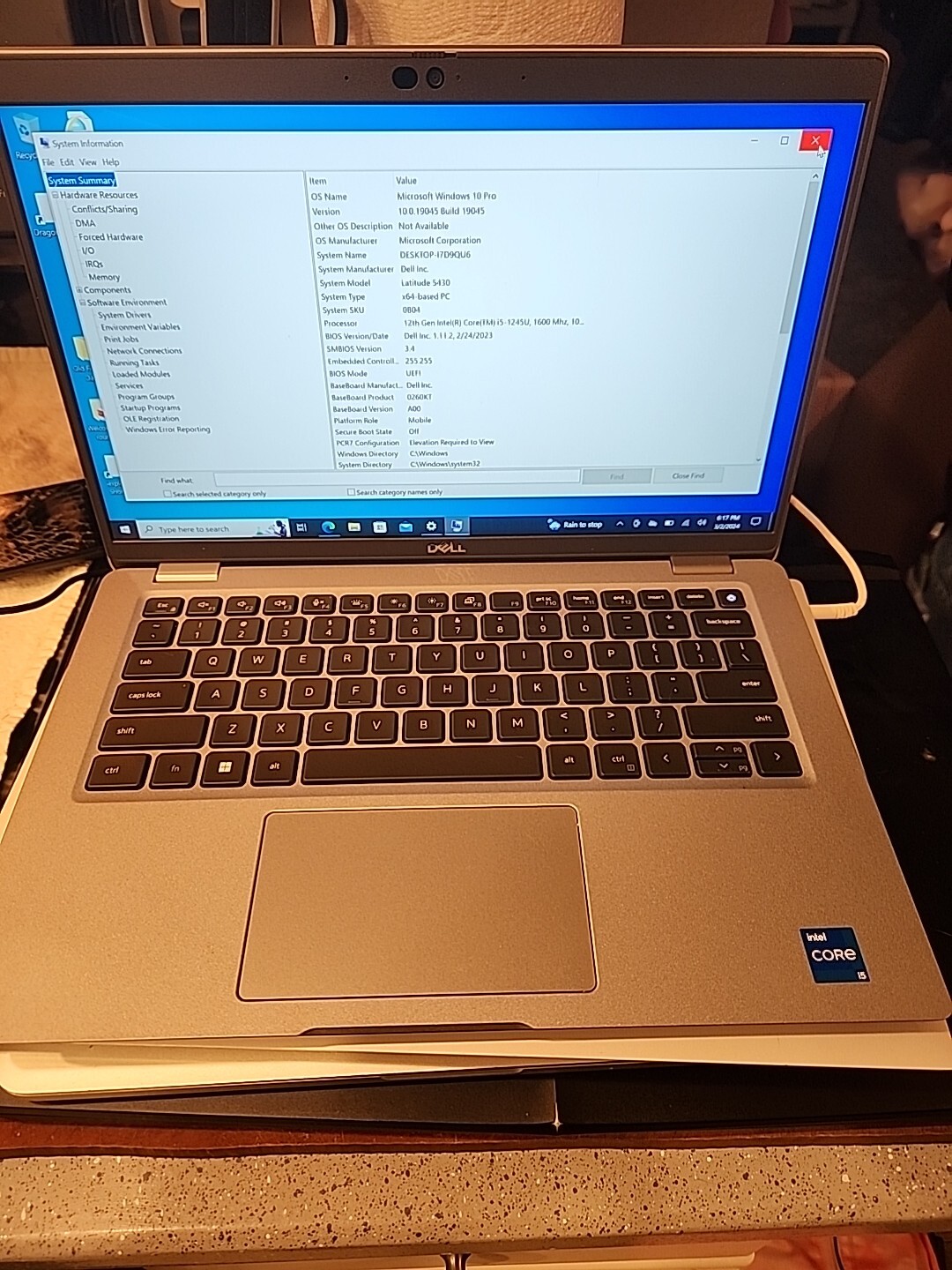 Dell Latitude 5430 14” (256GB SSD Intel Core i5-1235U 1.3GHz 16GB RAM) Laptop –
