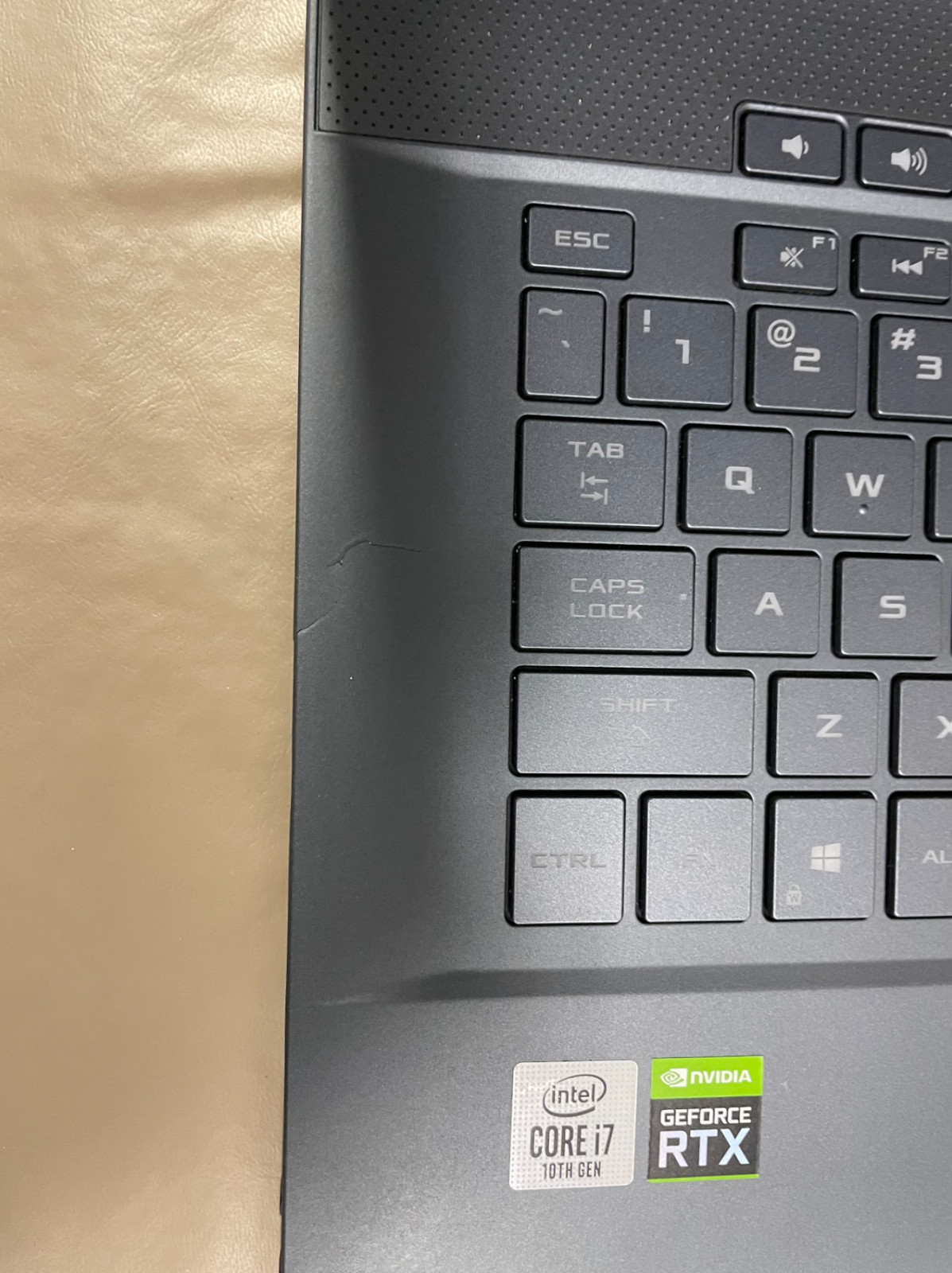ASUS ROG Zephyrus M15 15.6″ Gaming Laptop， i7-10750H, RTX 2070 （Damage）