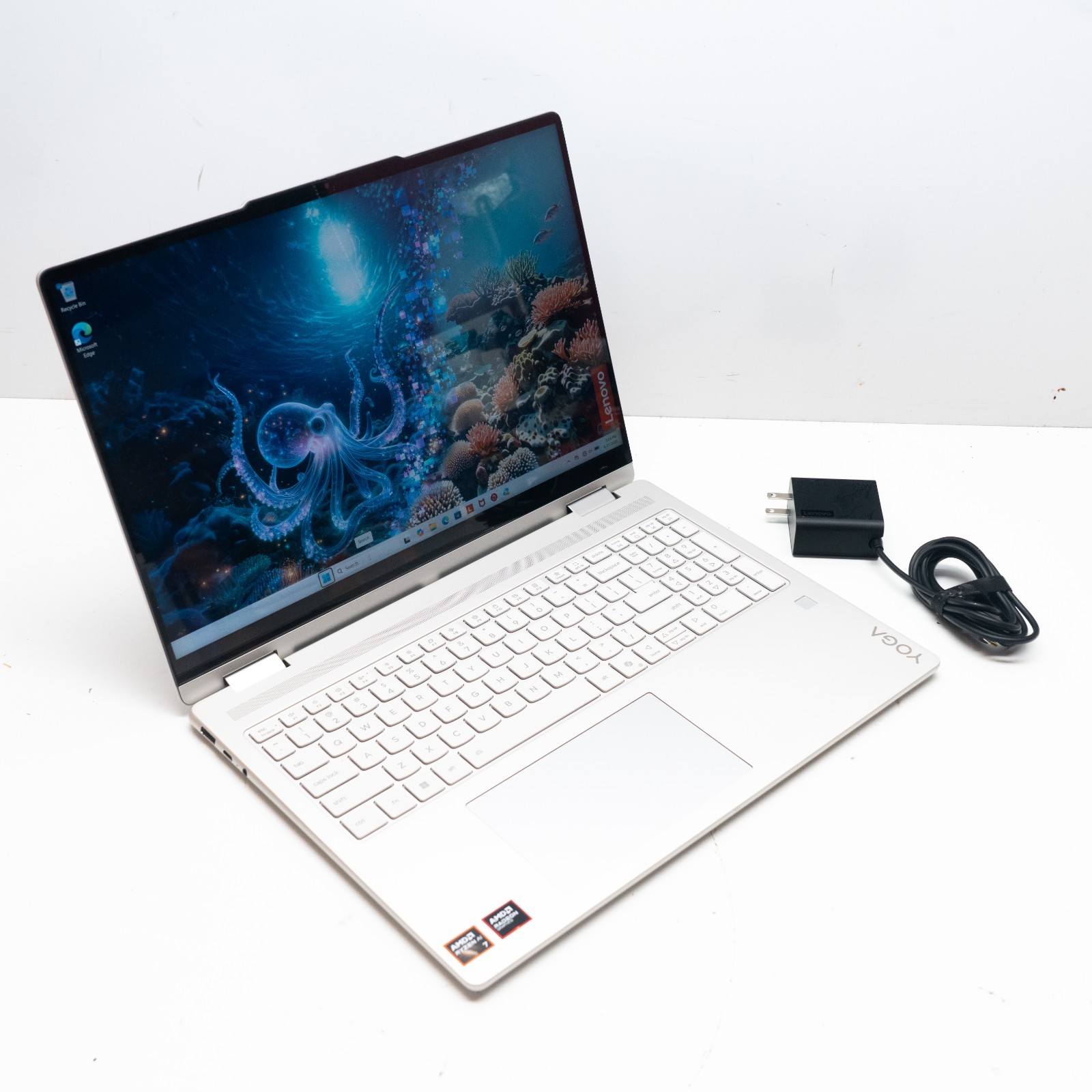 Lenovo Yoga 7 2-in-1 16AKP10 16″ Ryzen AI 7 340 16GB RAM 1TB SSD Laptop Warranty