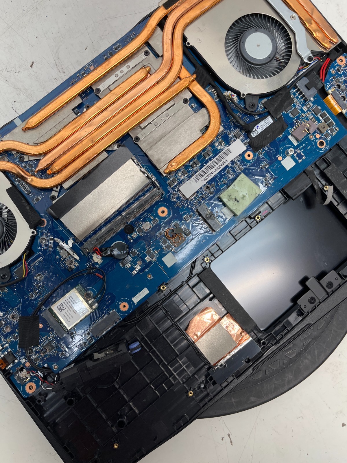 MSI Bravo 15 c7v AMD Ryzen 7 7000 Series Nvidia RTX 4050 – Parts/Repair