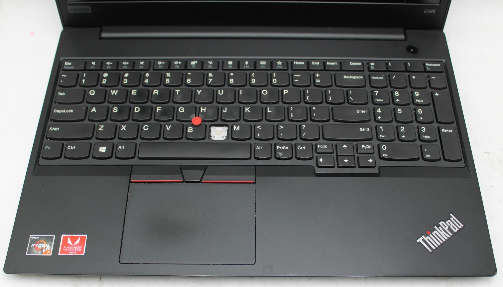 15.6″ Lenovo ThinkPad E585 Ryzen 7 2700U @ 2.20GHz 8GB RAM 256GB SSD Win 11 Pro