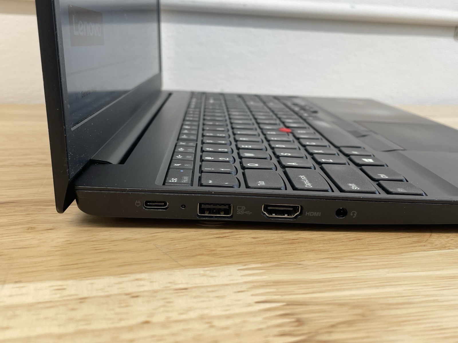 Lenovo ThinkPad E15 Gen 3 15″ RYZEN 7 5700U – 16GB RAM – No SSD/Locked BIOS