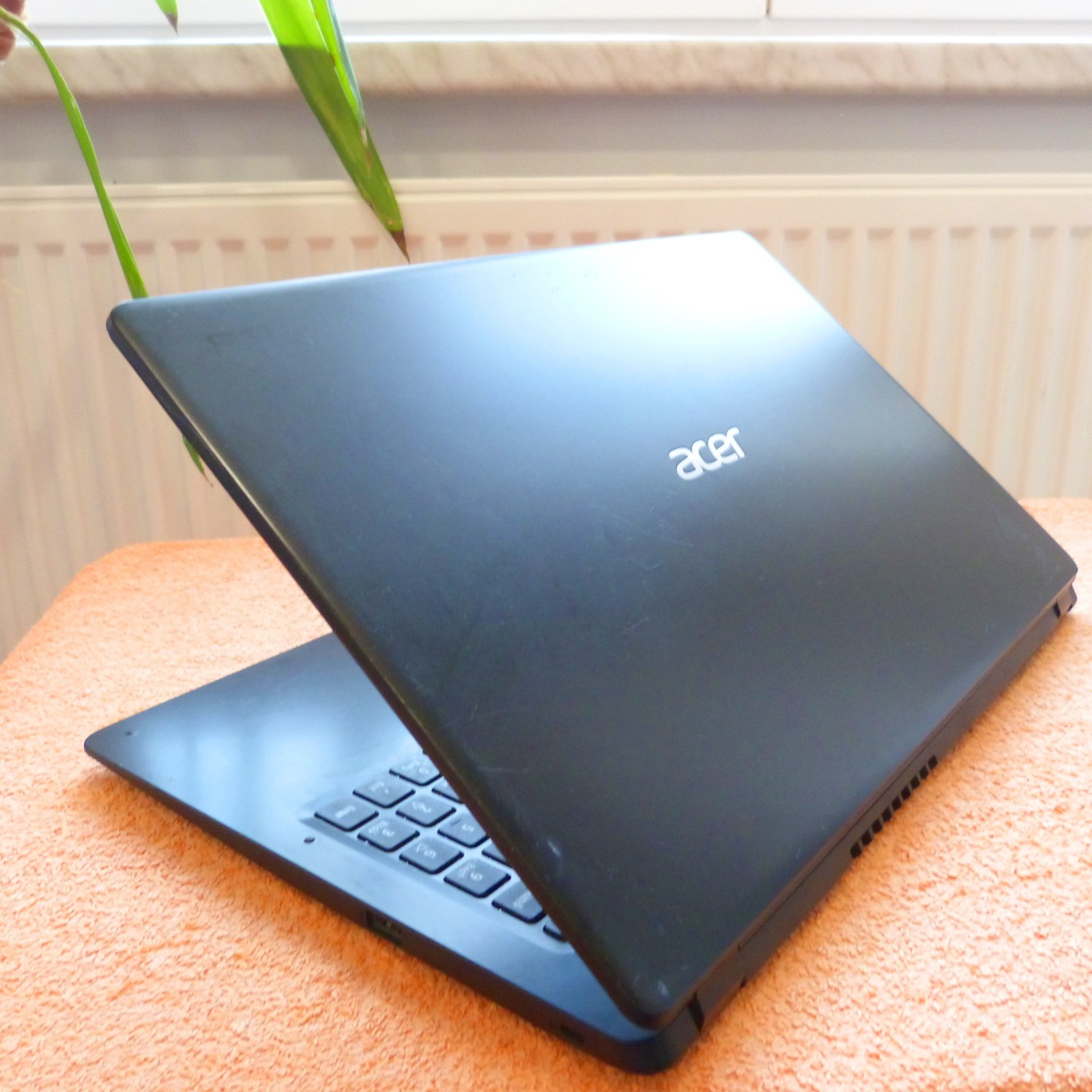 Acer A315 15″ Ultrabook l 8Gen Turbo Intel I Samsung SSD Windows 11 PRO HDMI