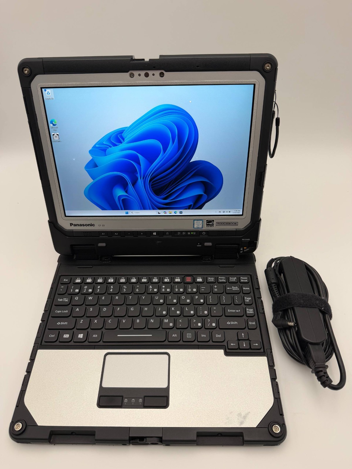 Panasonic Toughbook CF-33 i5-7300 16GB 512GB SSD Win11pro LTE /dGPS/Barcode