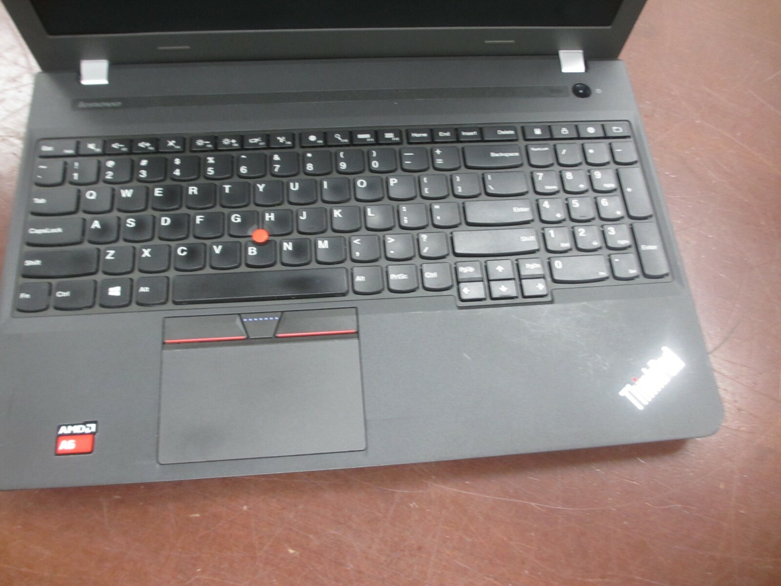 Lenovo ThinkPad E555 AMD 2.20GHZ A6-7000 8GB 500GB DVD-RW WebCam 15.6″ Laptop
