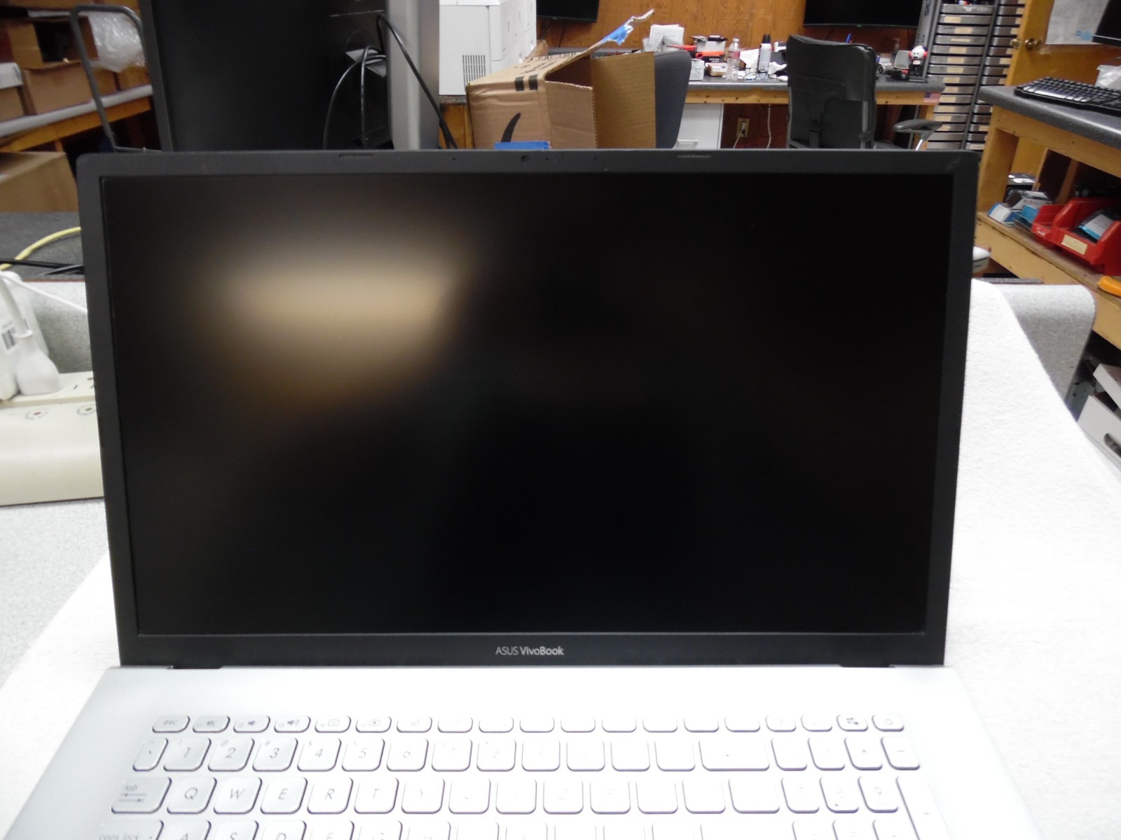 ASUS Vivobook 17-S712J Notebook—PARTS ONLY/ FOR REPAIRS