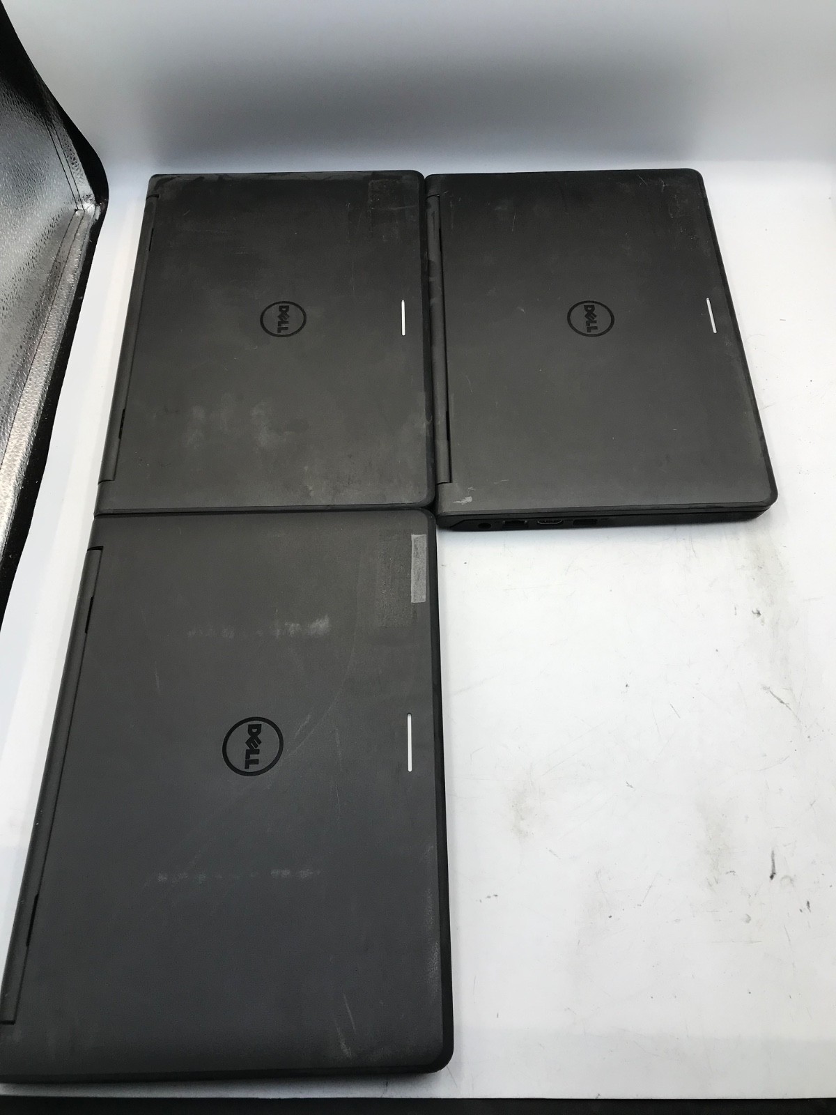 LOT OF 3 Dell Latitude 3150 Intel Pentium N3540 11.6″ -BAD DISPLAYS- MZ