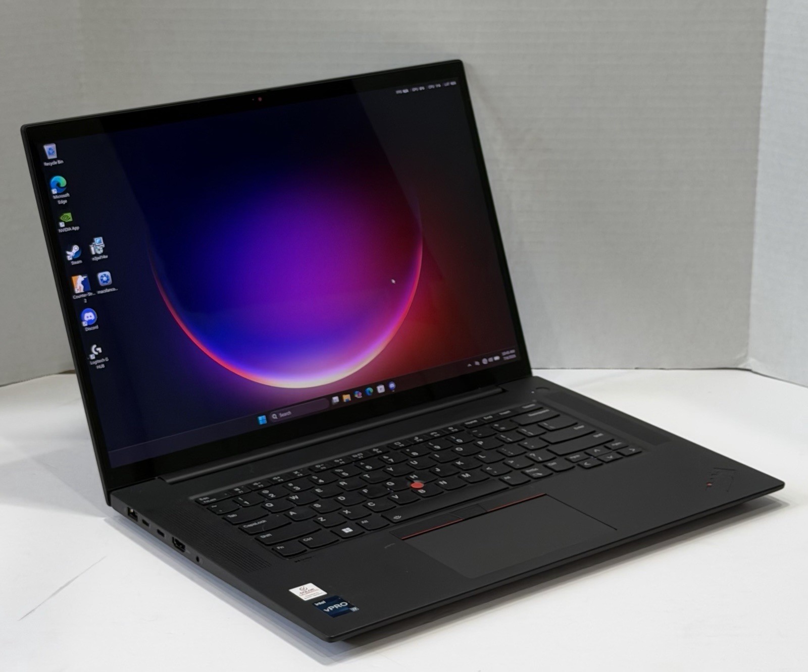 Lenovo ThinkPad P1 Gen 5 16 QHD+ IPS i7-12800H 32GB 1TB SSD RTX 3070 Ti Laptop