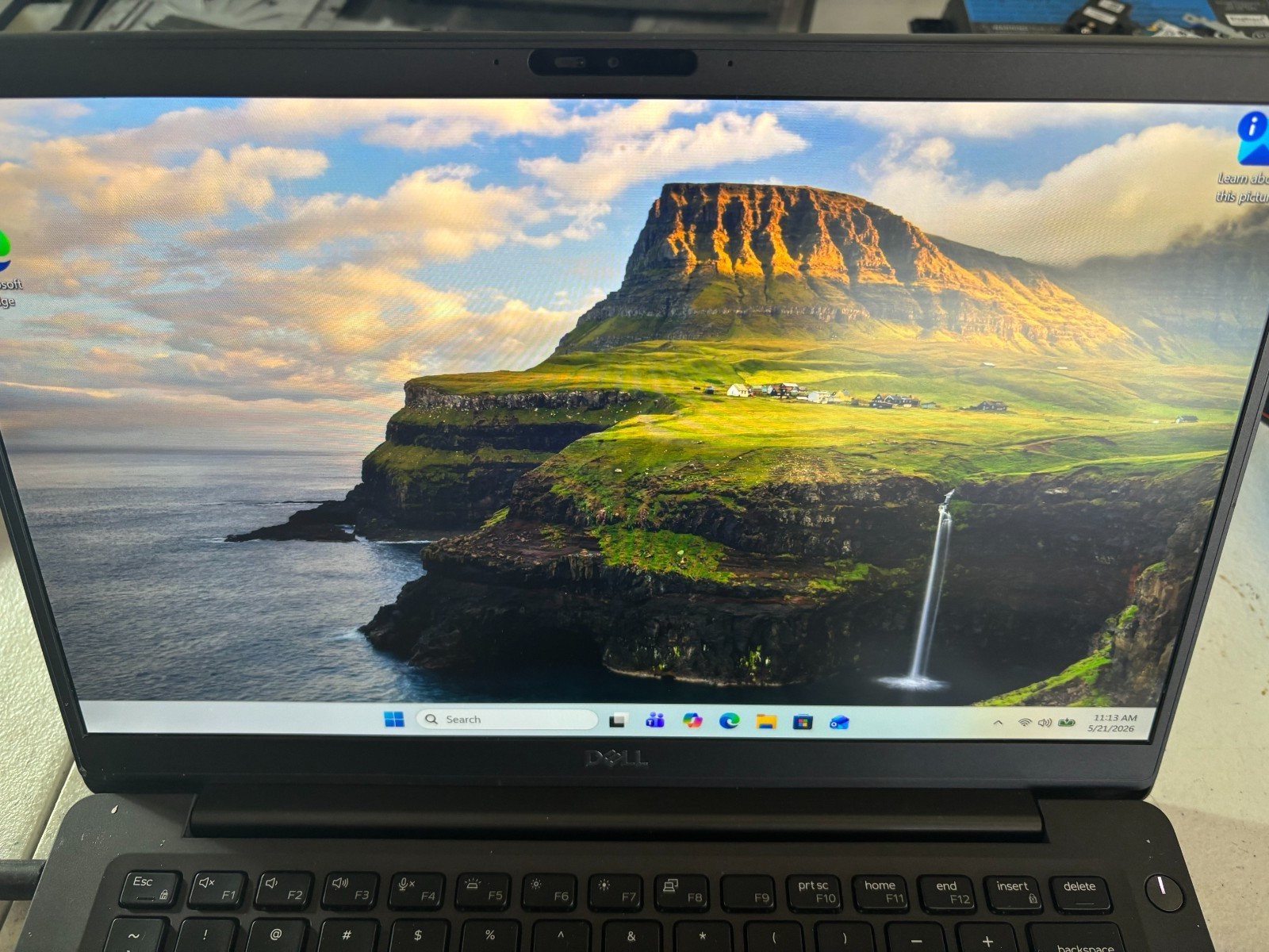 Dell Latitude 7400 14” Laptop Core i5-8th Gen 16GB RAM 256GB NVMe SSD Win 11 PRO