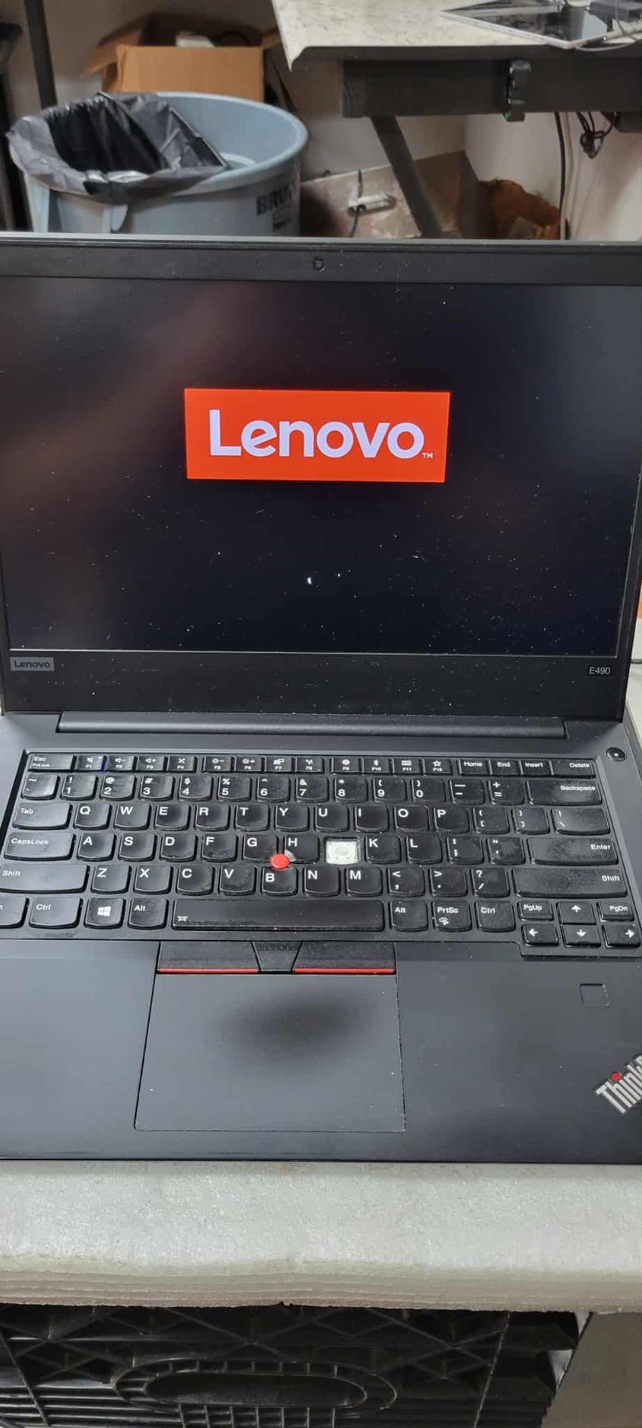 Office Lenovo Thinkpad E490 Intel i5-8265U 8GB RAM NO SSD / Charger – Special