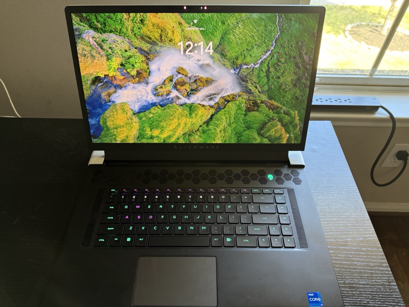 Alienware X17 R1, i7 11800h, RTX 3080, 32 GB RAM, OG Box, 2 TB SSD, RGB TouchPad
