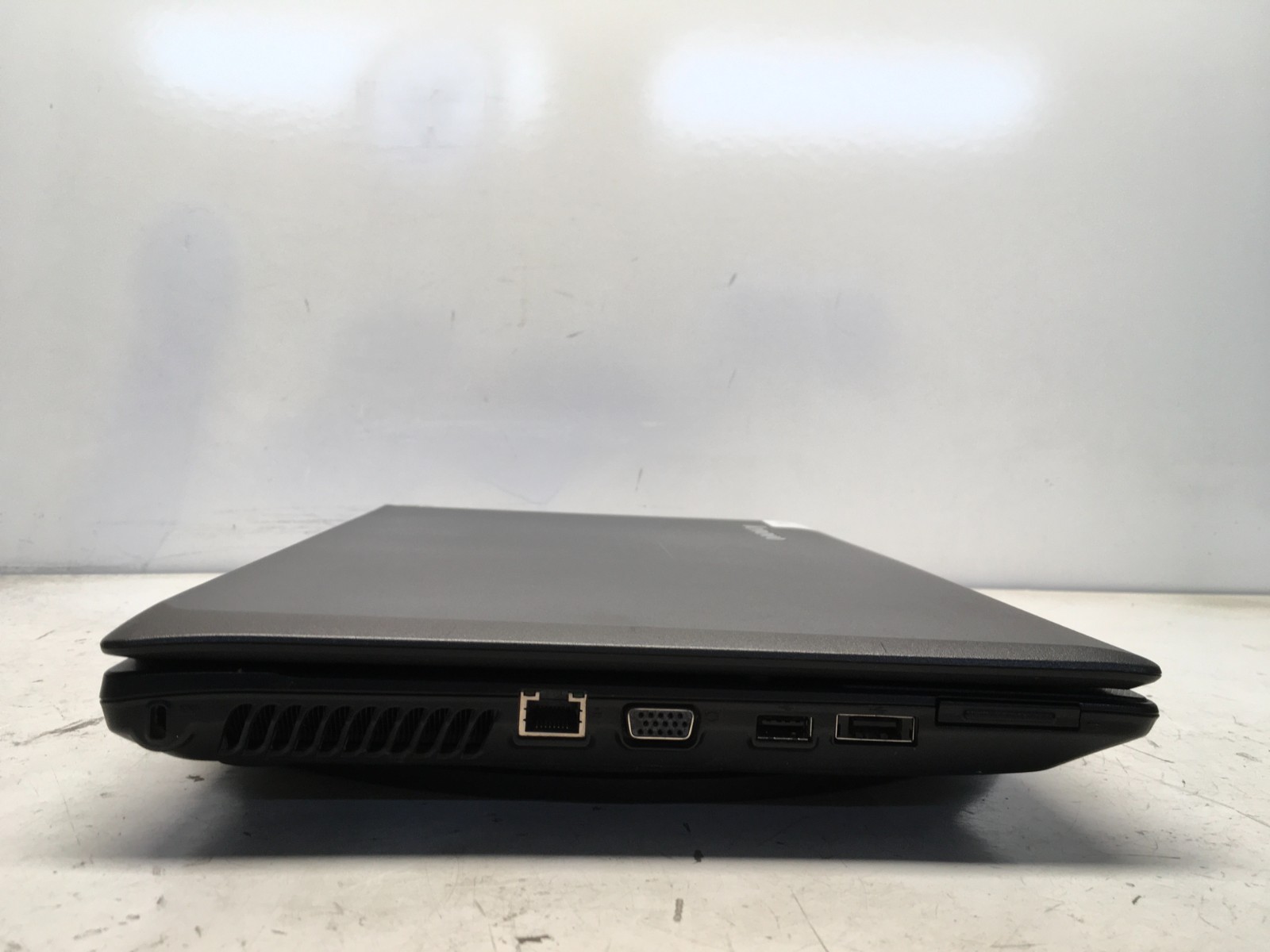 Lenovo G560 0679 Intel Pentium P6100 2GHz 4 GB NO HDD