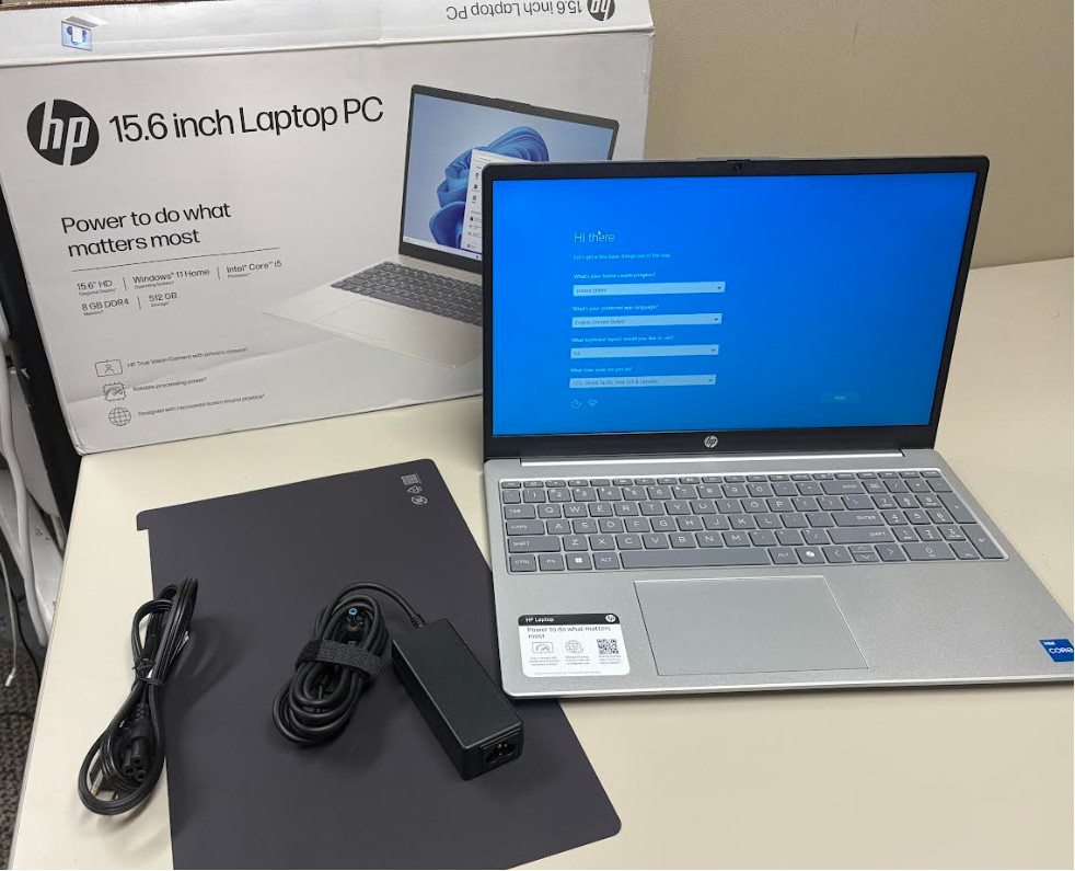 HP 15-fd0250wm HP Laptop 15.6″ HD i5-1334U 1.3GHz Intel UHD Graphics (Open Box)