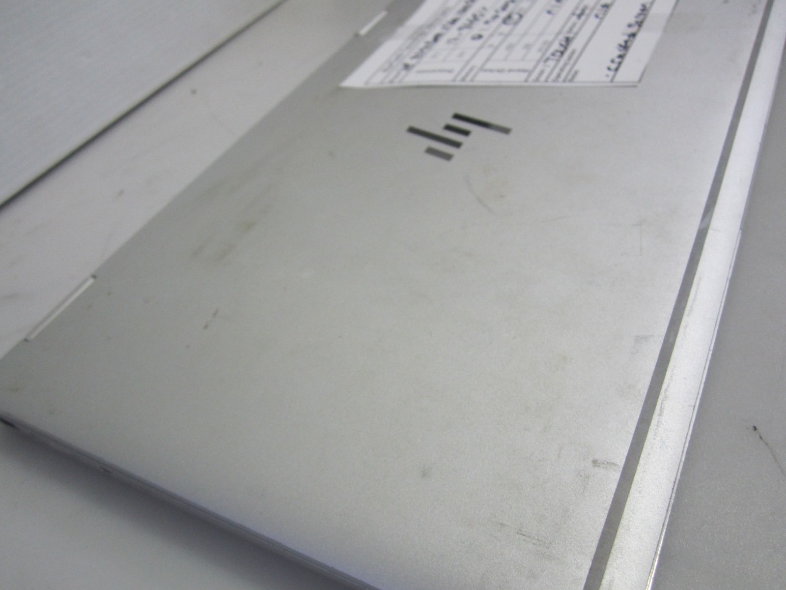HP EliteBook X360 1040 G6 i78665U 1.90GHZ 16GB NO HDD/AC/OS TOUCH LAPTOP READ