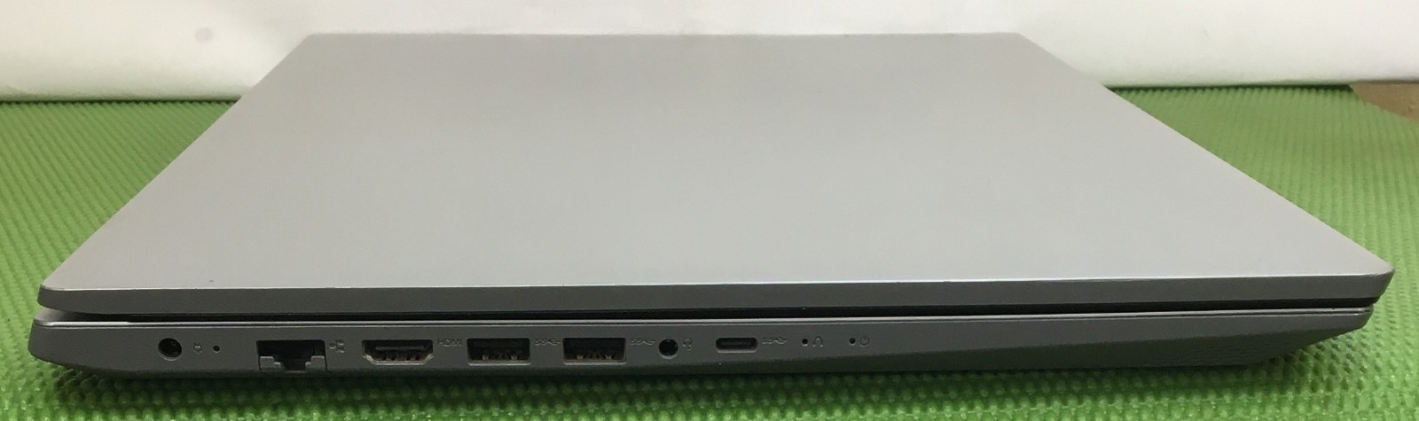 Lenovo IdeaPad L340-17API Ryzen 5 3500U 256GB NVMe 8GB 17.3″ – NO OS