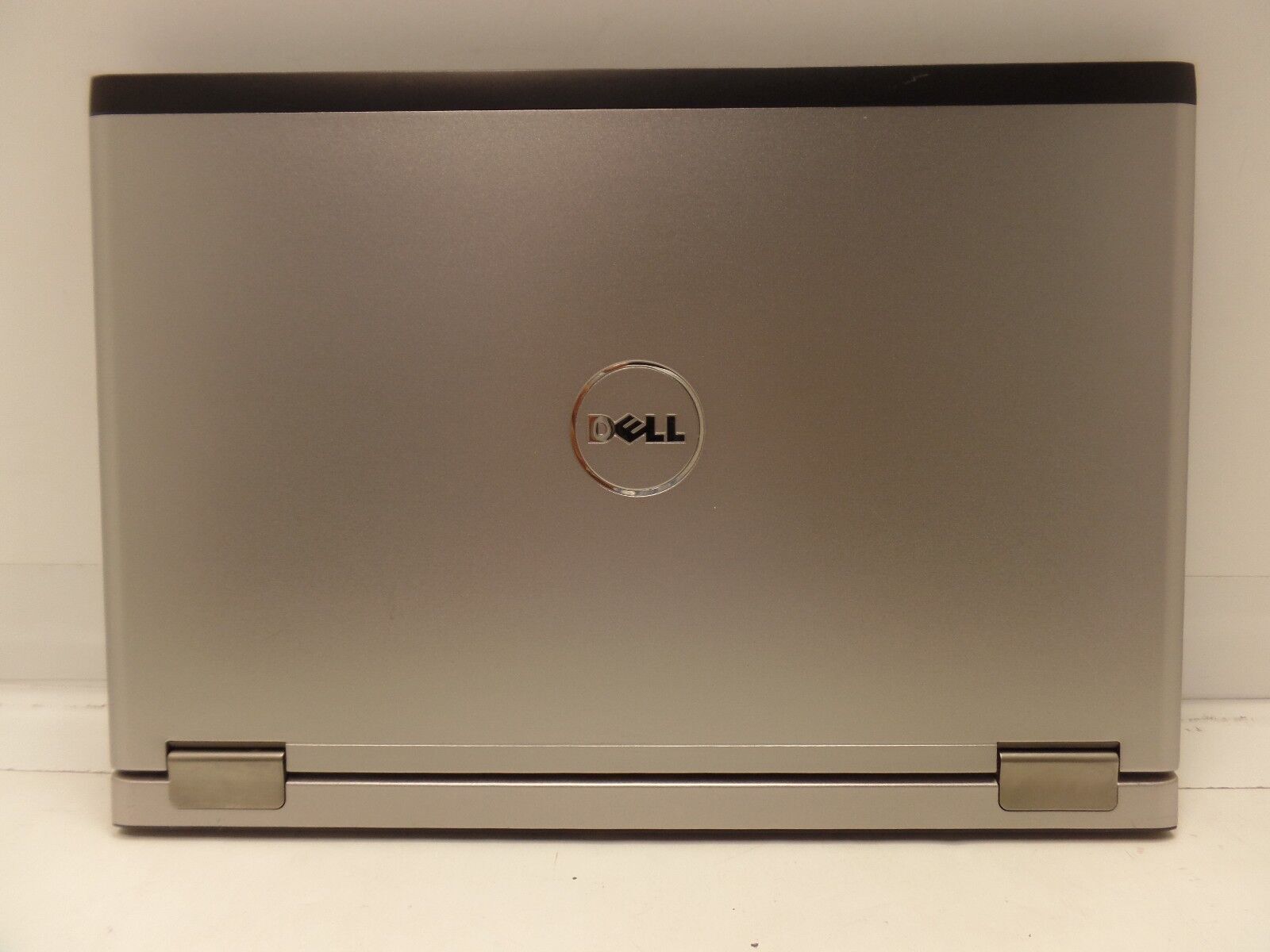 BRUSHED ALUMINUM DELL VOSTRO V13 1.30GHZ C2D U7300 4GB 120GB SSD WIN10PRO *READ*