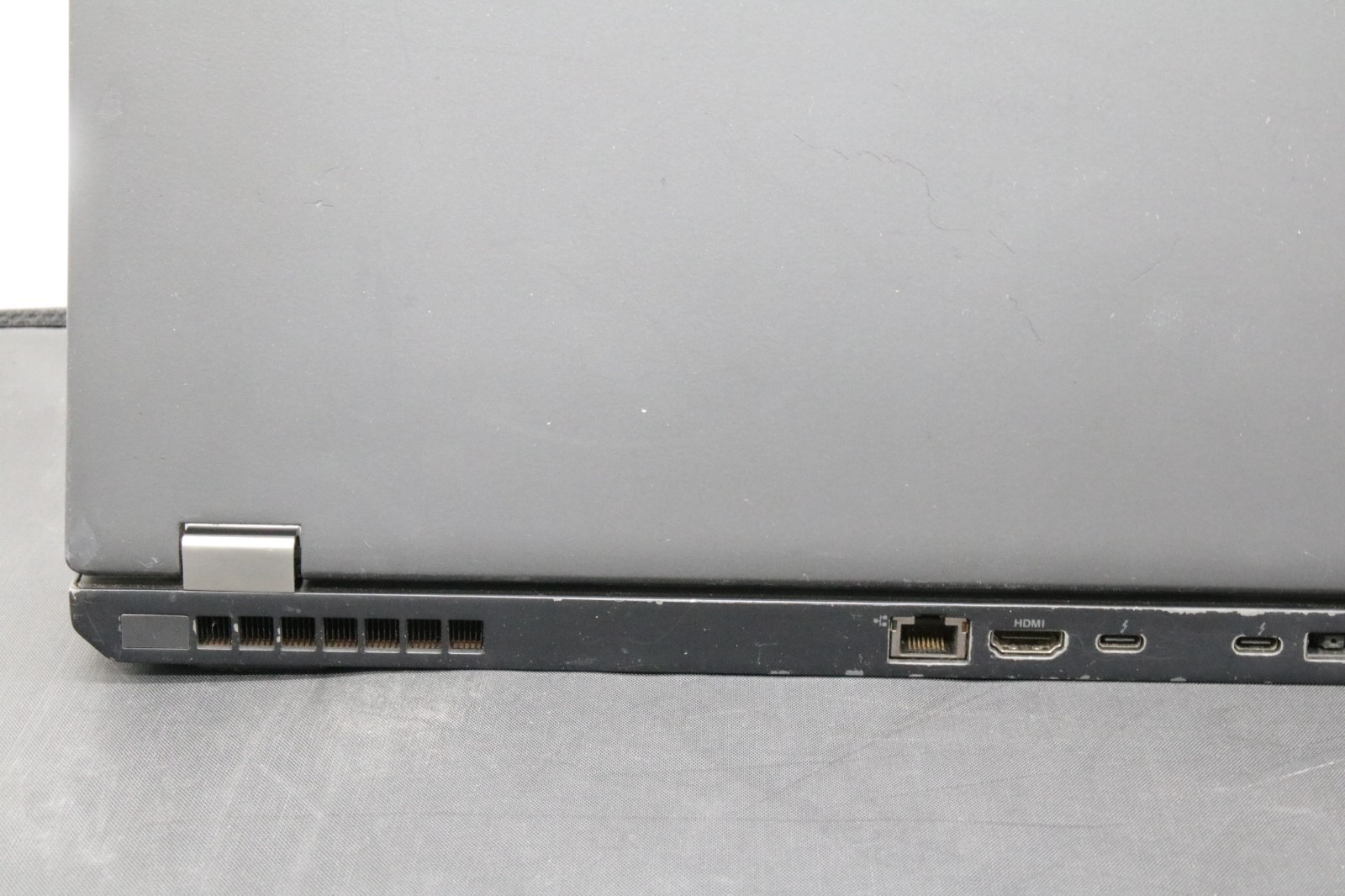 Lenovo ThinkPad P52 – i7-8850H – 16GB, 512GB, Windows 11 +Adapter