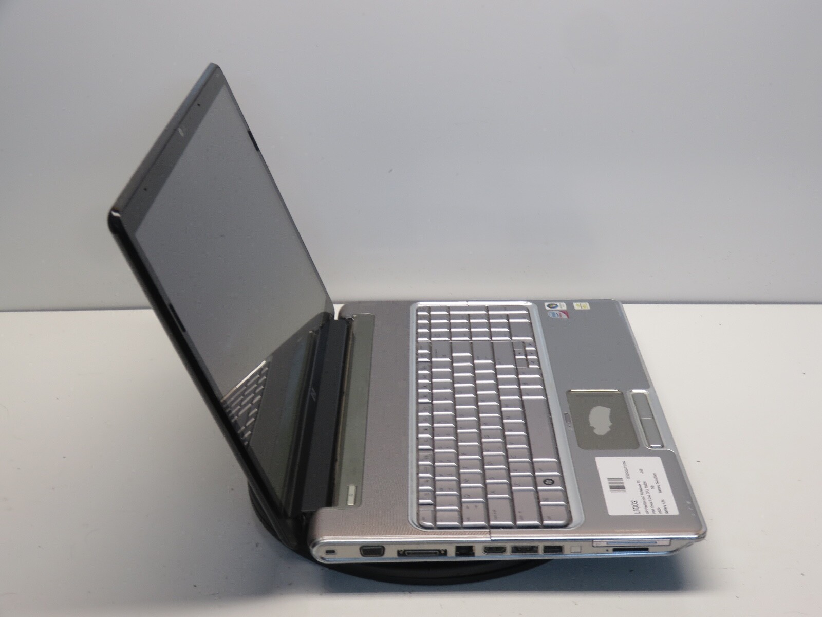 HP Pavilion dv7-1150us Intel Core 2 Duo CPU T5800 2.00GHz 4GB NO HDD No Batt
