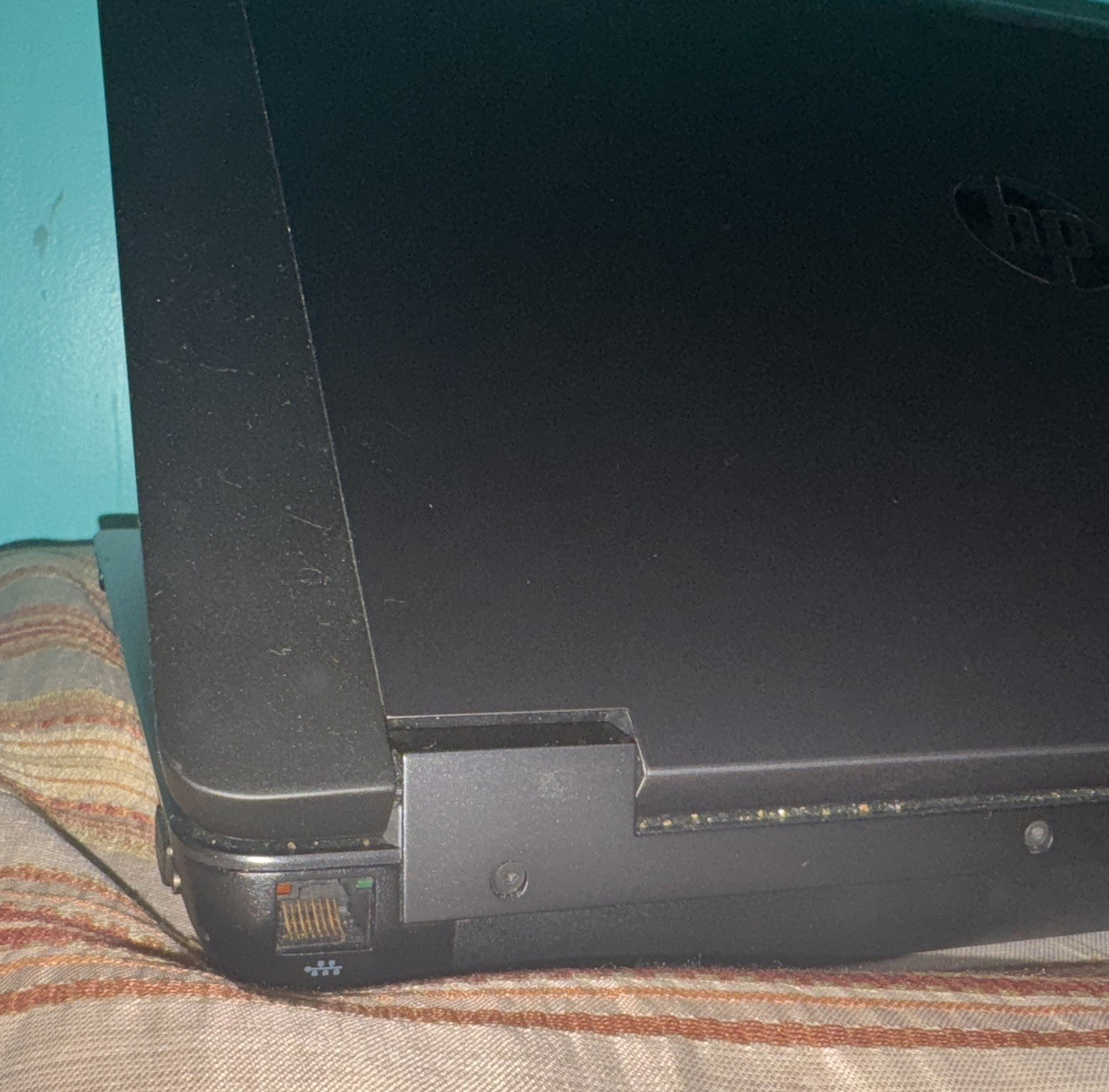 HP ZBOOK 17 G1 (i7-7820HQ 3.90GHZ, 512GB SSD, No RAM, Quadro P3000) FOR PARTS