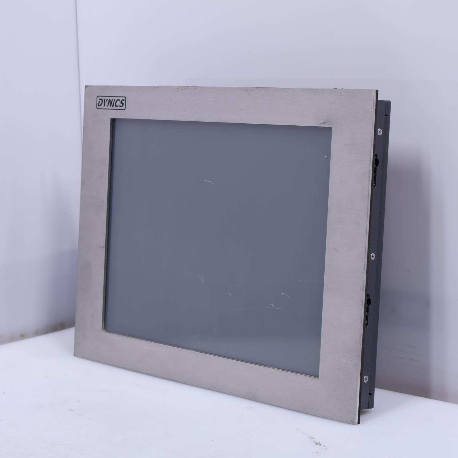 Dynics DYN-BW35 Intel Celeron N3160 8GB RAM 256GB SSD No OS/Battery