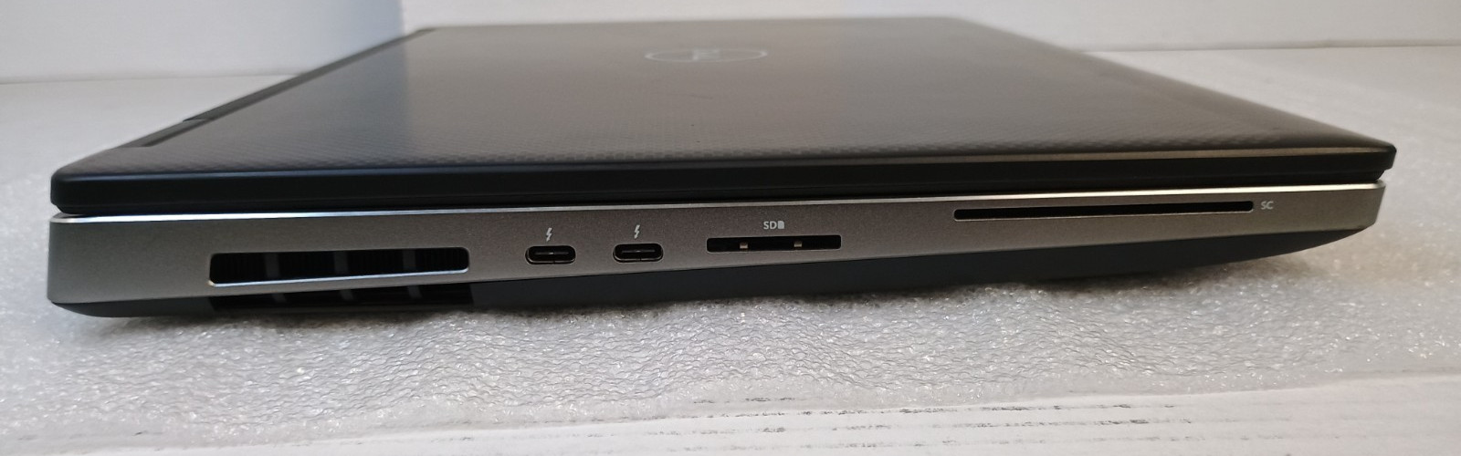 Dell Precison 7530 | Xeon E2186M | Quadro P2000 | 32GB RAM | 512GB NVMe | Win11P