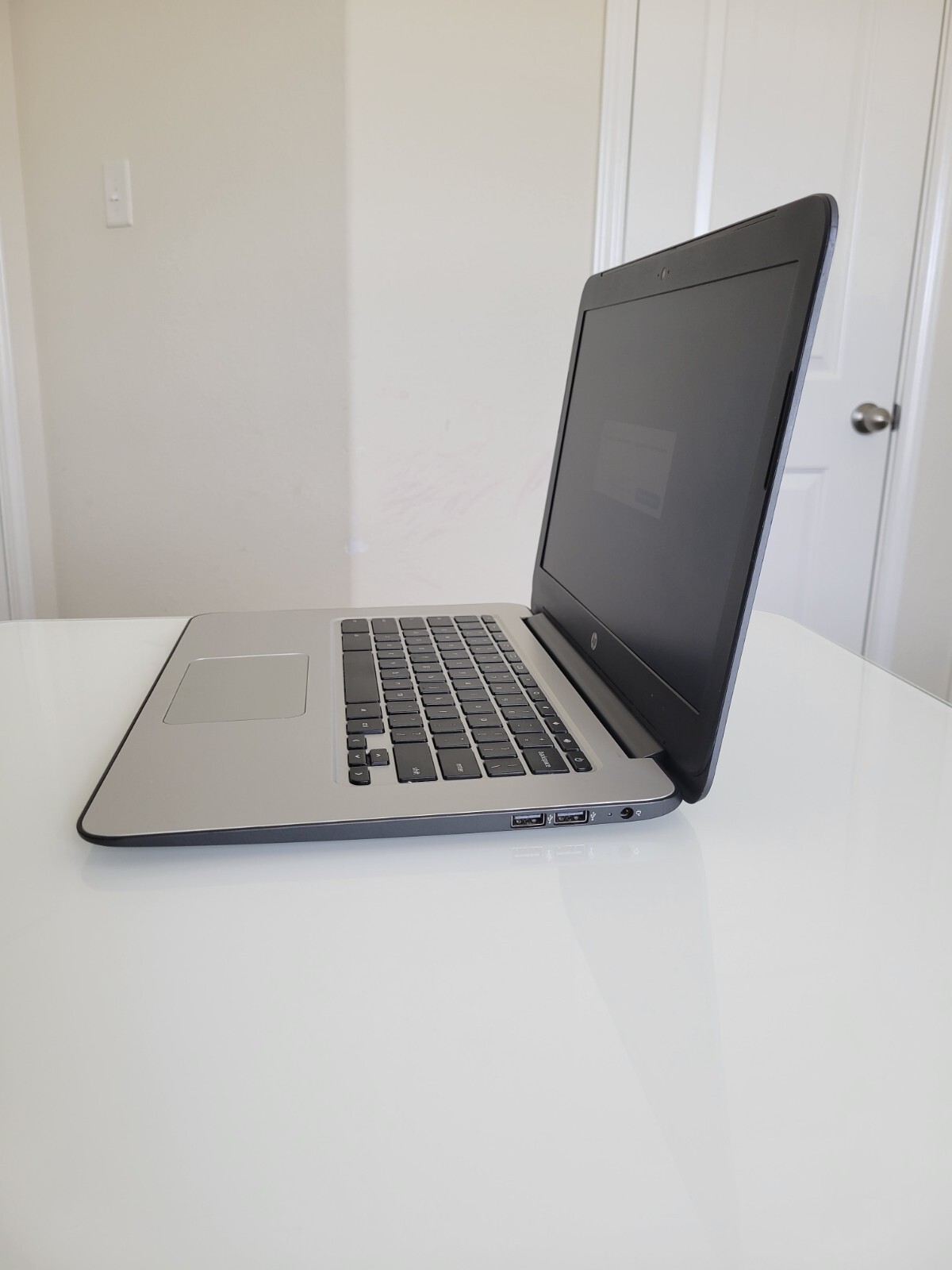 HP Chromebook 14″Intel(R) Celeron(R) CPU N2840 @ 2.16GHz (2 thrds 2.58GHz 4GB)