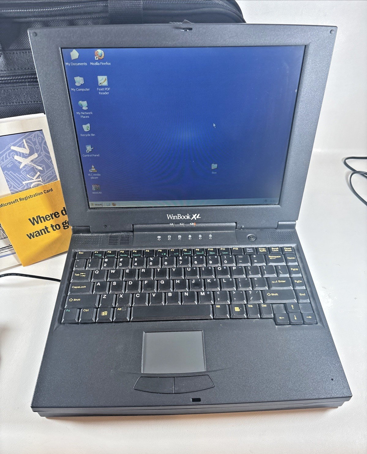 Vintage WinBook XL Laptop Pentium Windows XP Tested 18gb w/ AC Adapter & Manual