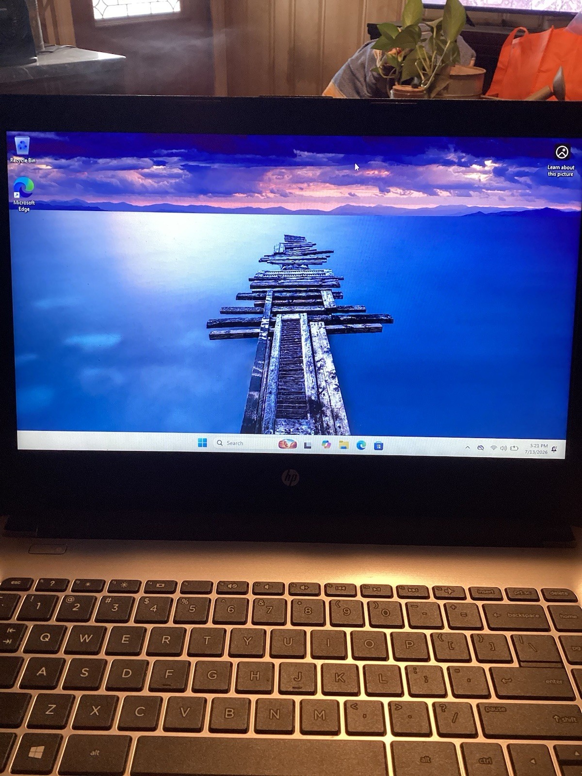 HP Notebook 14-dk0012nr AMD E2-7110 1.80GHz 4GB 32GB eMMC Win11 (Bad Battery)