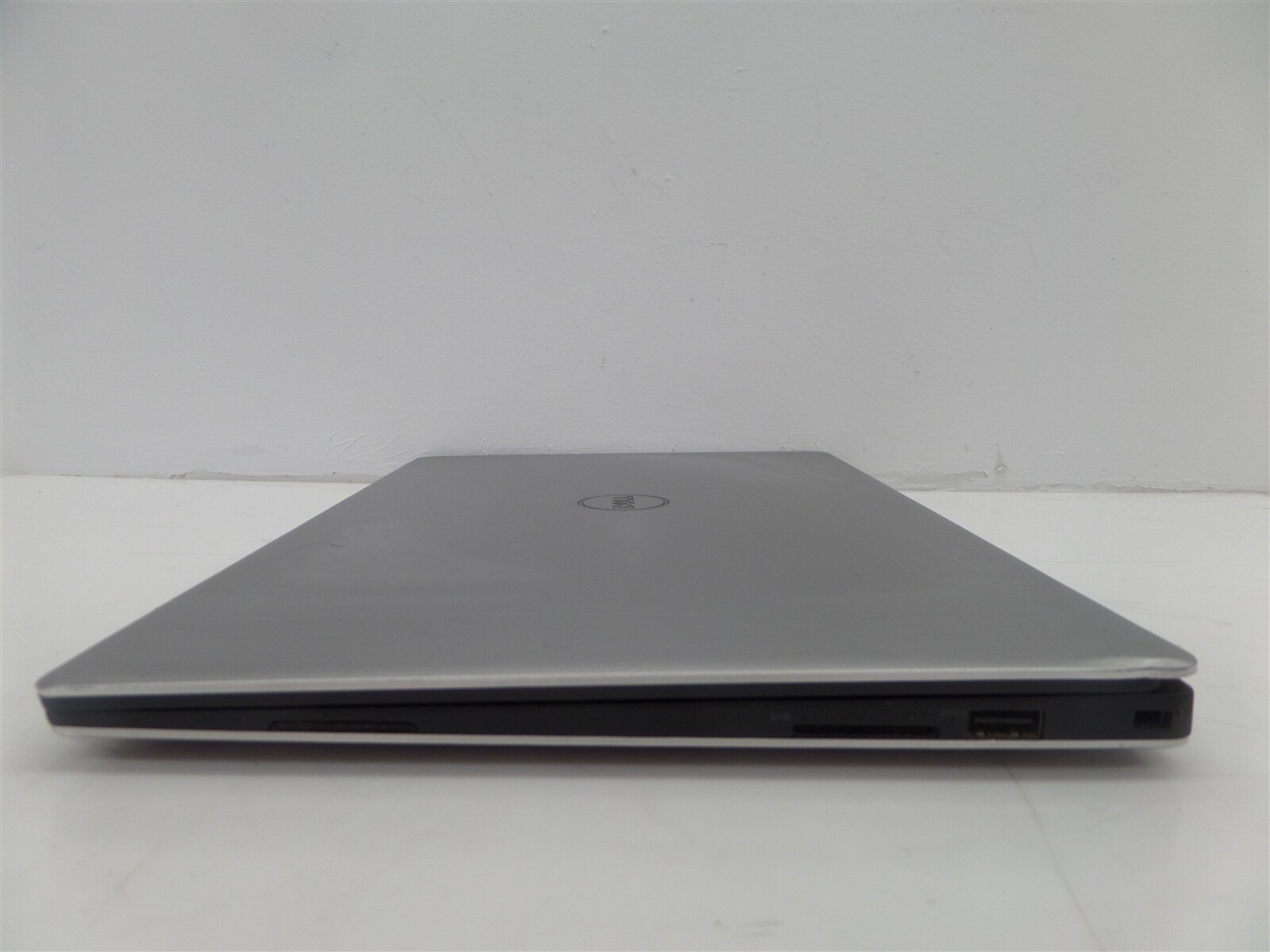 Dell XPS 13 9350 13.5in Intel I5-7200U 2.50GHz 8GB RAM Windows 10
