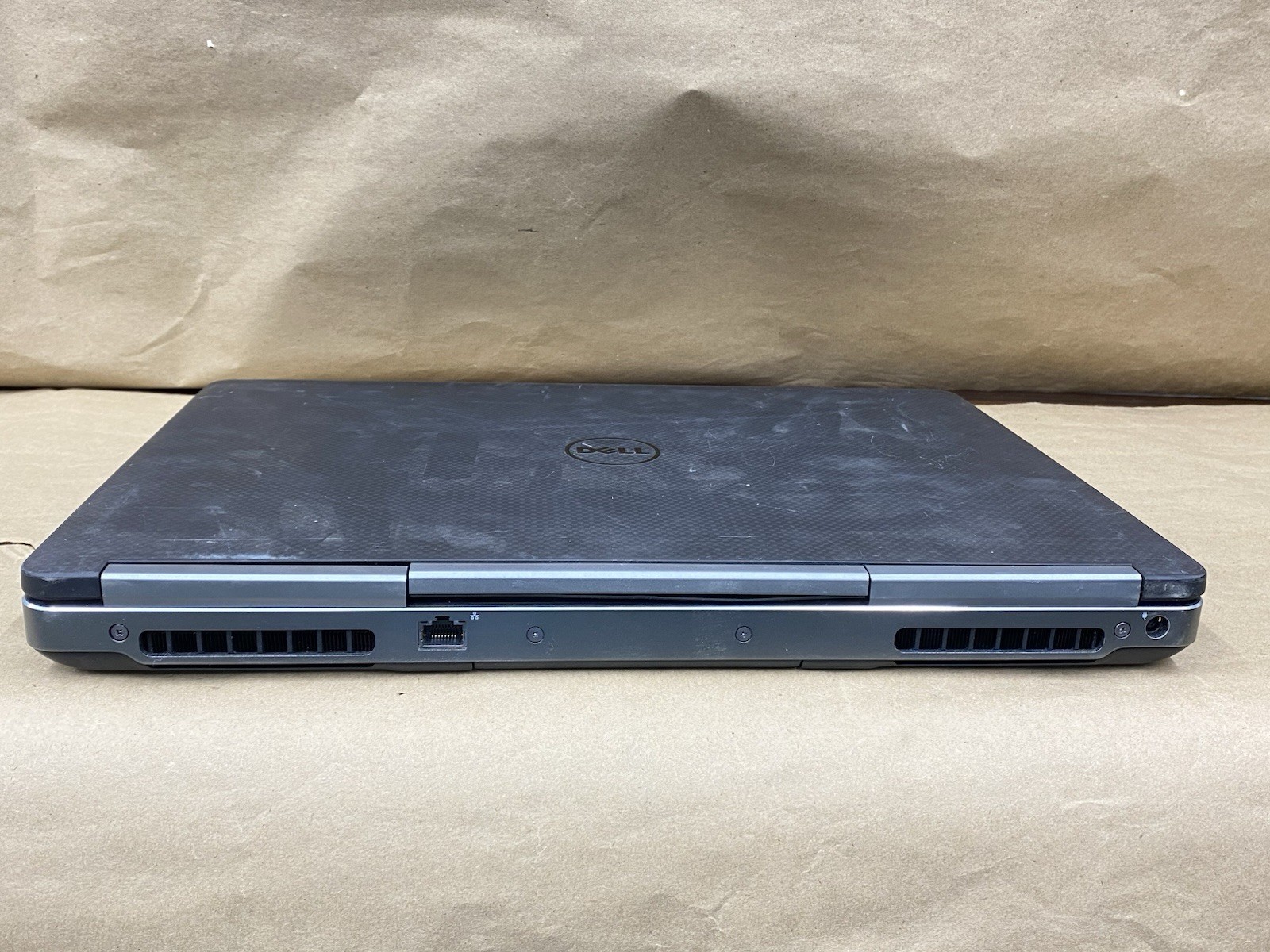 Dell Precision 7520 – FHD – Touch – E3-1545M – 16GB – 128GB – Win10 – READ