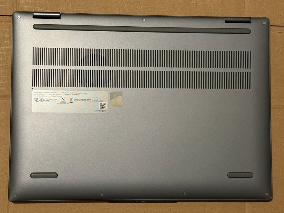Lenovo IdeaPad 5 2-in-1 16″ Touchscreen 1900×1200 Ultra 5 225u 16gb Ram 512 SSD