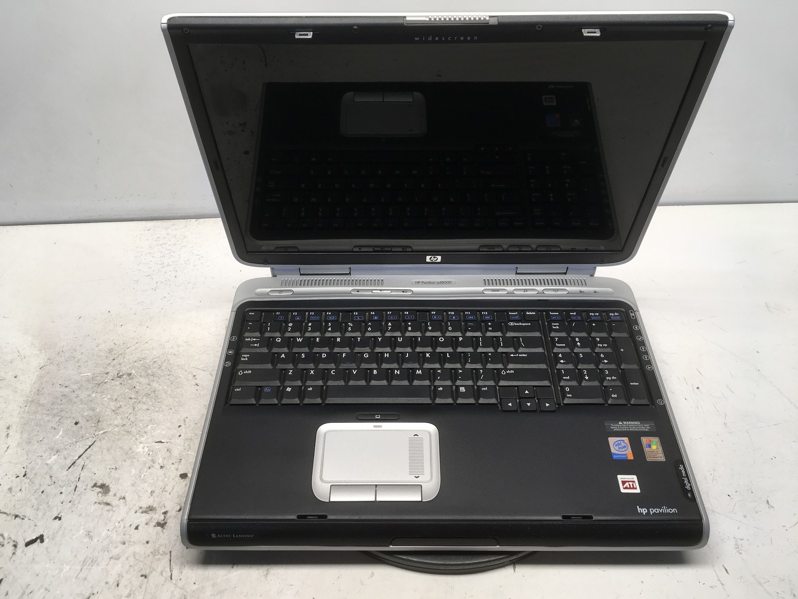 HP Pavilion ZD8000 Intel Pentium 4 No RAM NO HDD No Batt