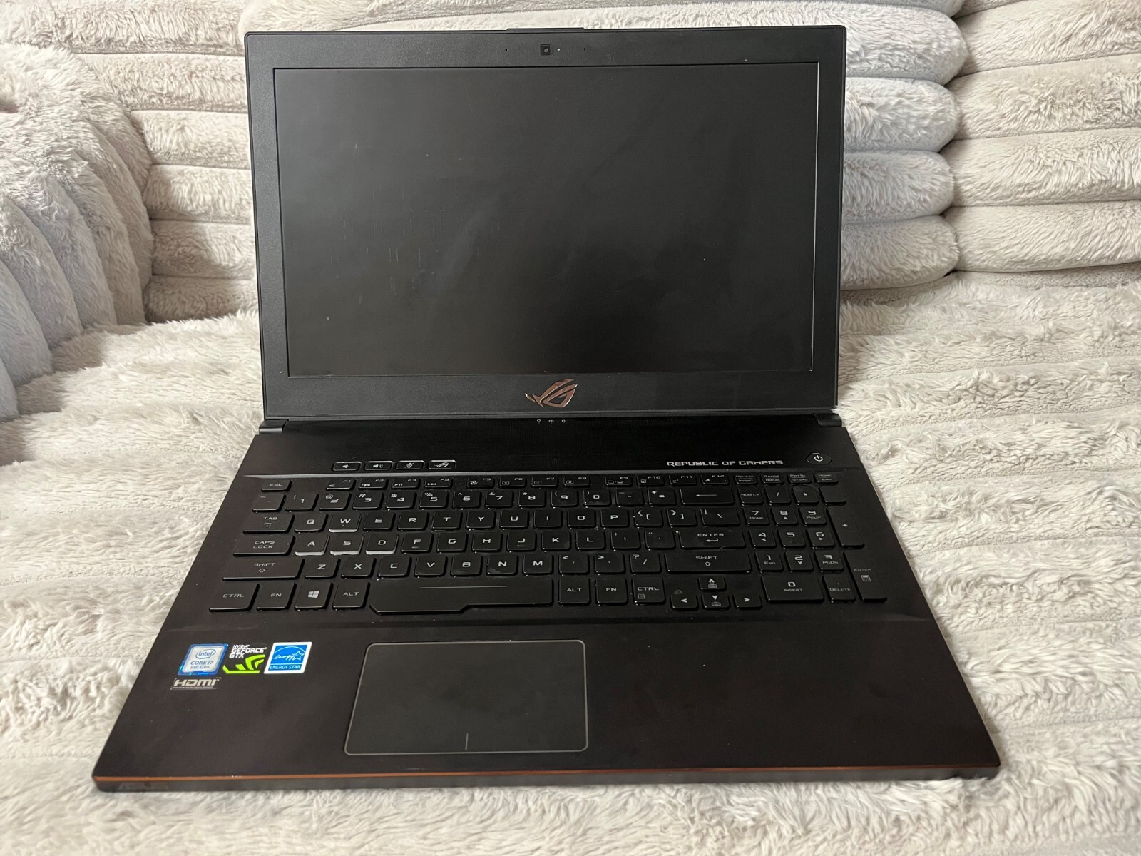 Gaming Laptop – ASUS ROG Zephyrus M GU501GM