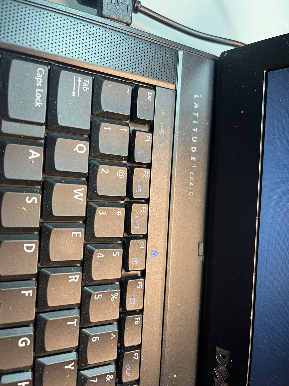 Dell Latitude E6410 Windows 10 Pro 64-bit Intel Core i5-520M 4GB RAM 160GB HDD
