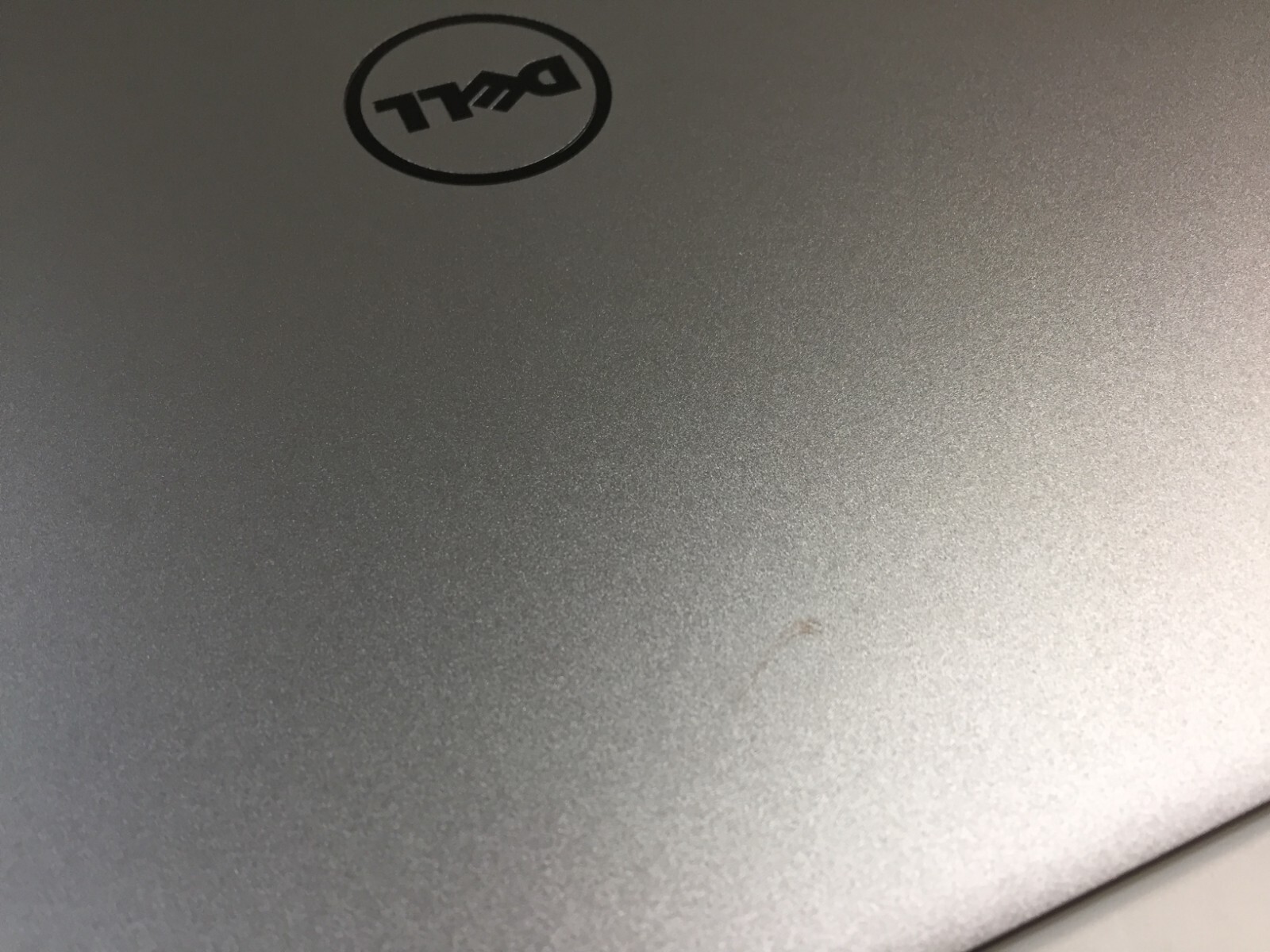 Dell XPS 13 9350 13.3″ Laptop/Intel i5-6200u/8GB RAM/128GB SSD/Win 10 H