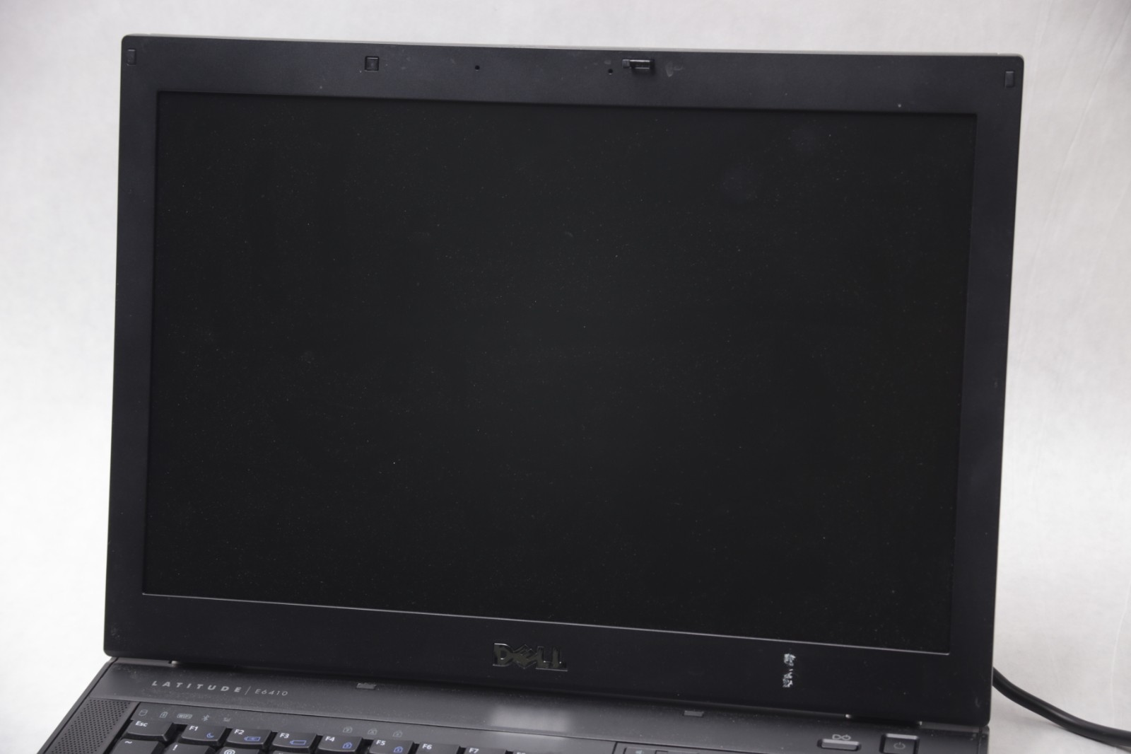 Dell Latitude E6410 14″ Intel i5 M560@2.67GHz 4GB 250GB Win 10 BAD BATTERY