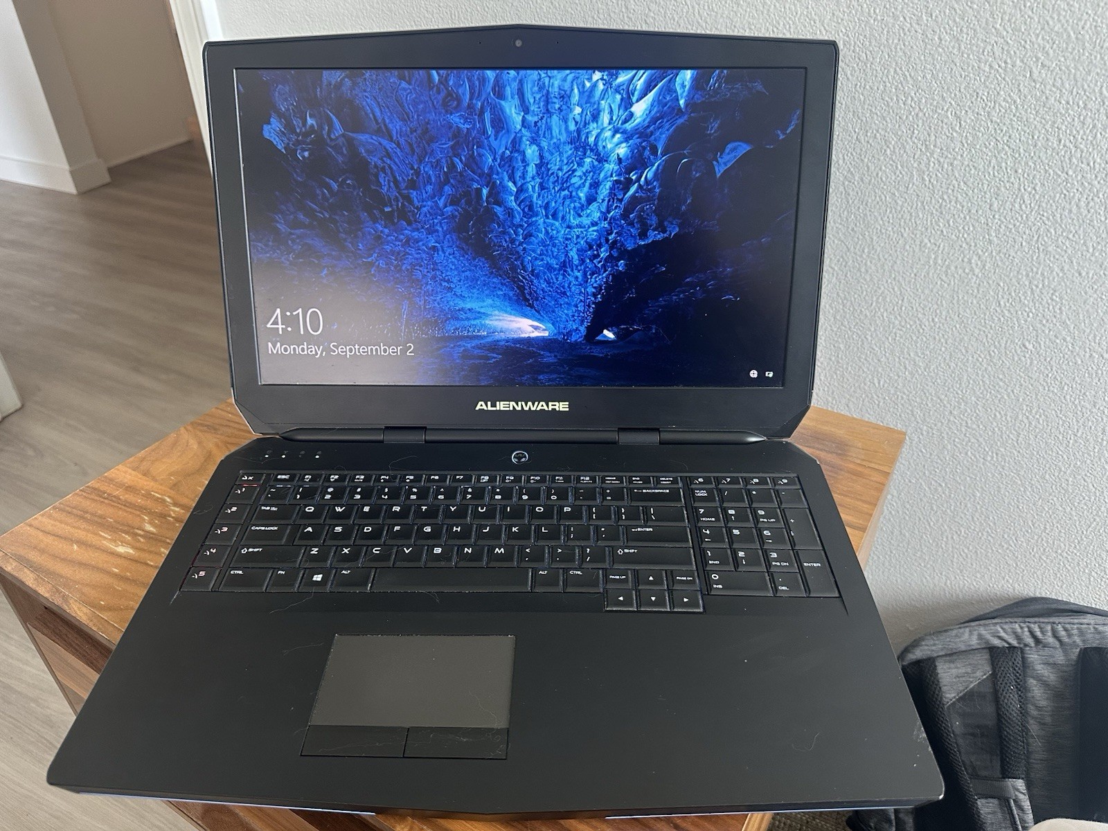 Alienware 17 R3 Laptop I7-6700HQ, GTX 970M, 16GB RAM, 1TB HDD