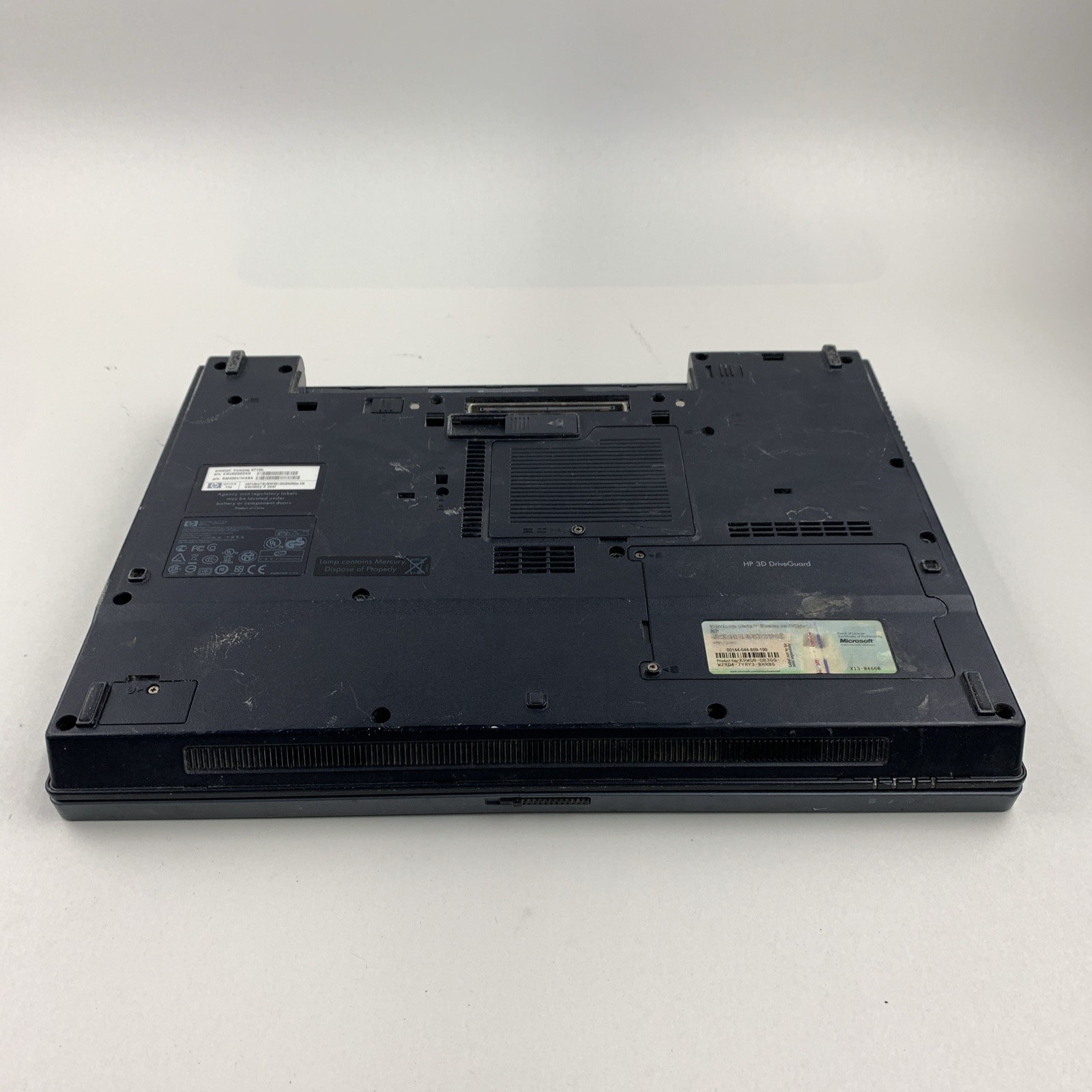 HP Compaq 6710b Core 2 Duo 2.10GHz 2GB RAM 15.4″ No Batt./ HDD/OS – BAD SCREEN