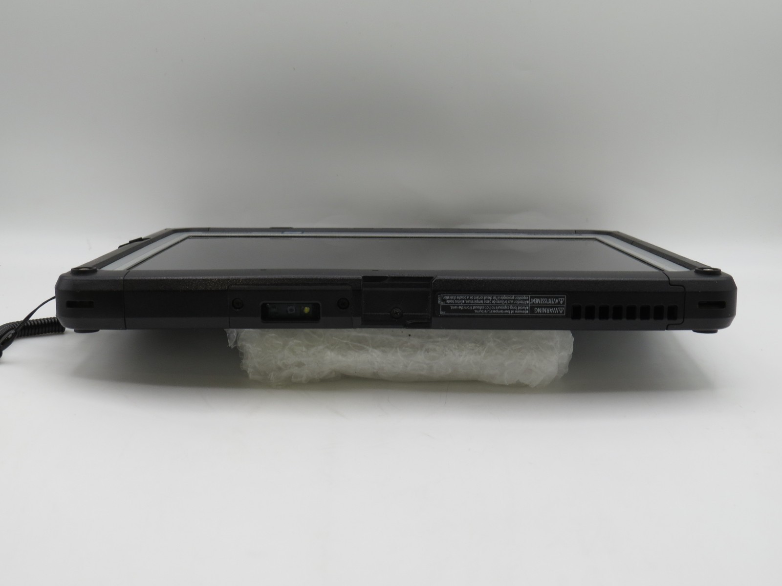 Panasonic CF-33 Tablet | i7-7600U @ 2.8GHz | 16GB DDR3 | 256GB m2 | No OS/AC